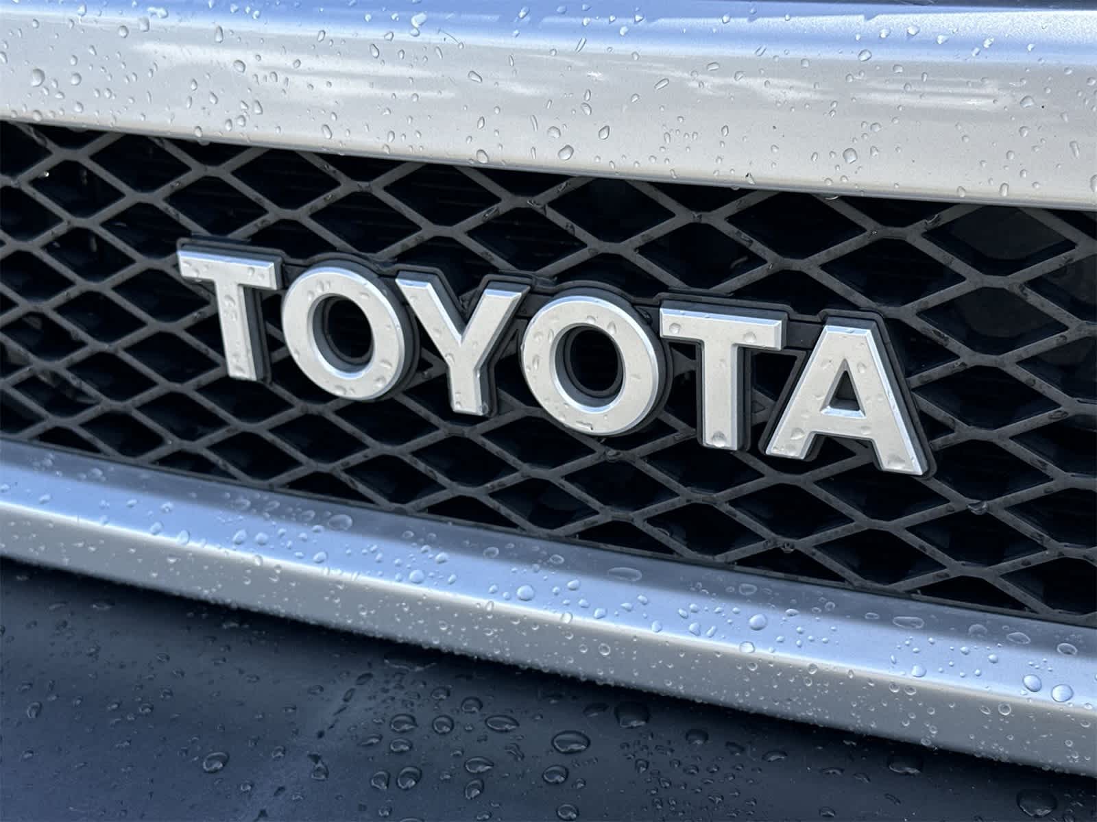 Thumbnail: 2014 Toyota FJ Cruiser - 10