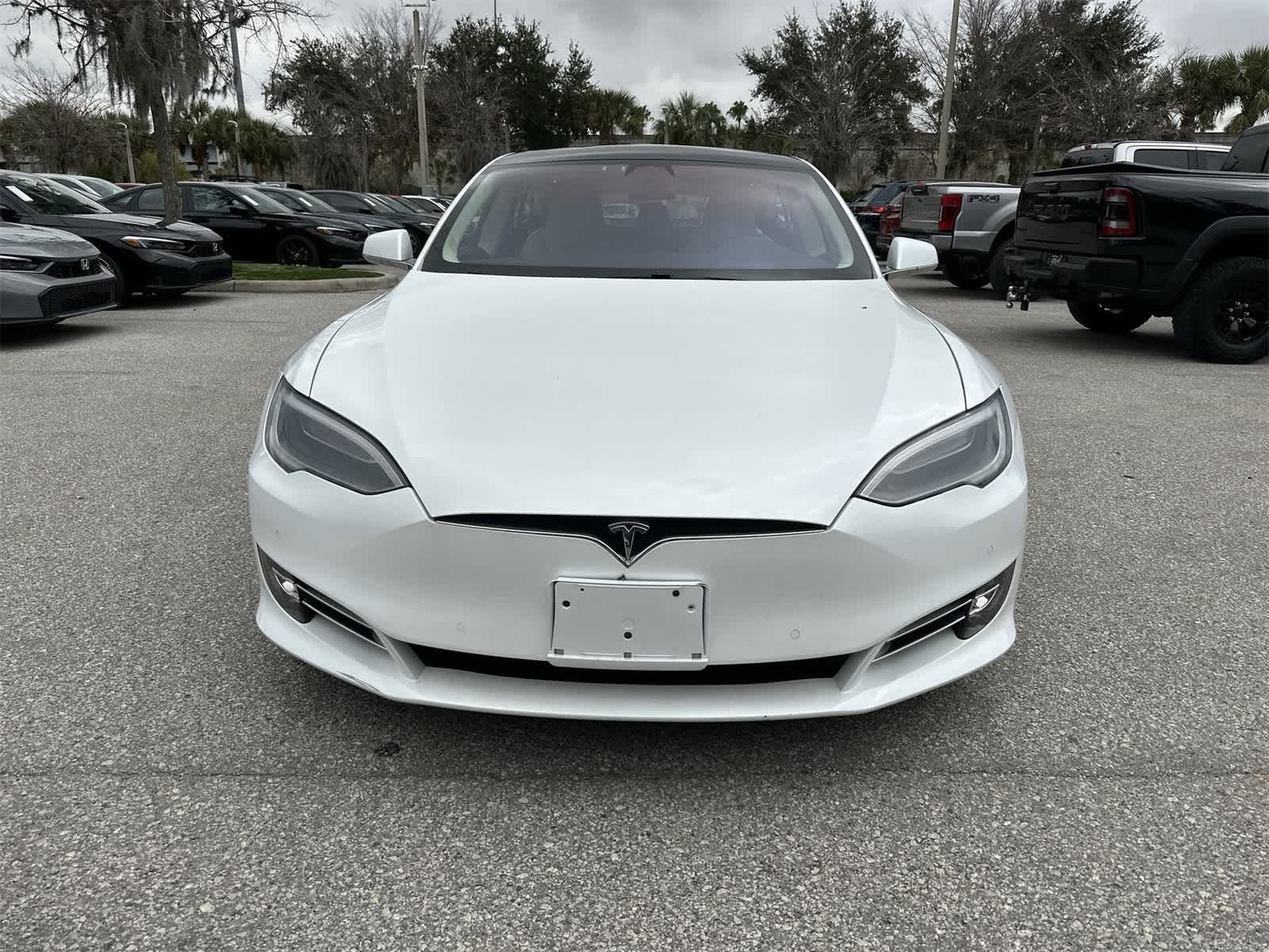 Thumbnail: 2018 Tesla Model S - 9