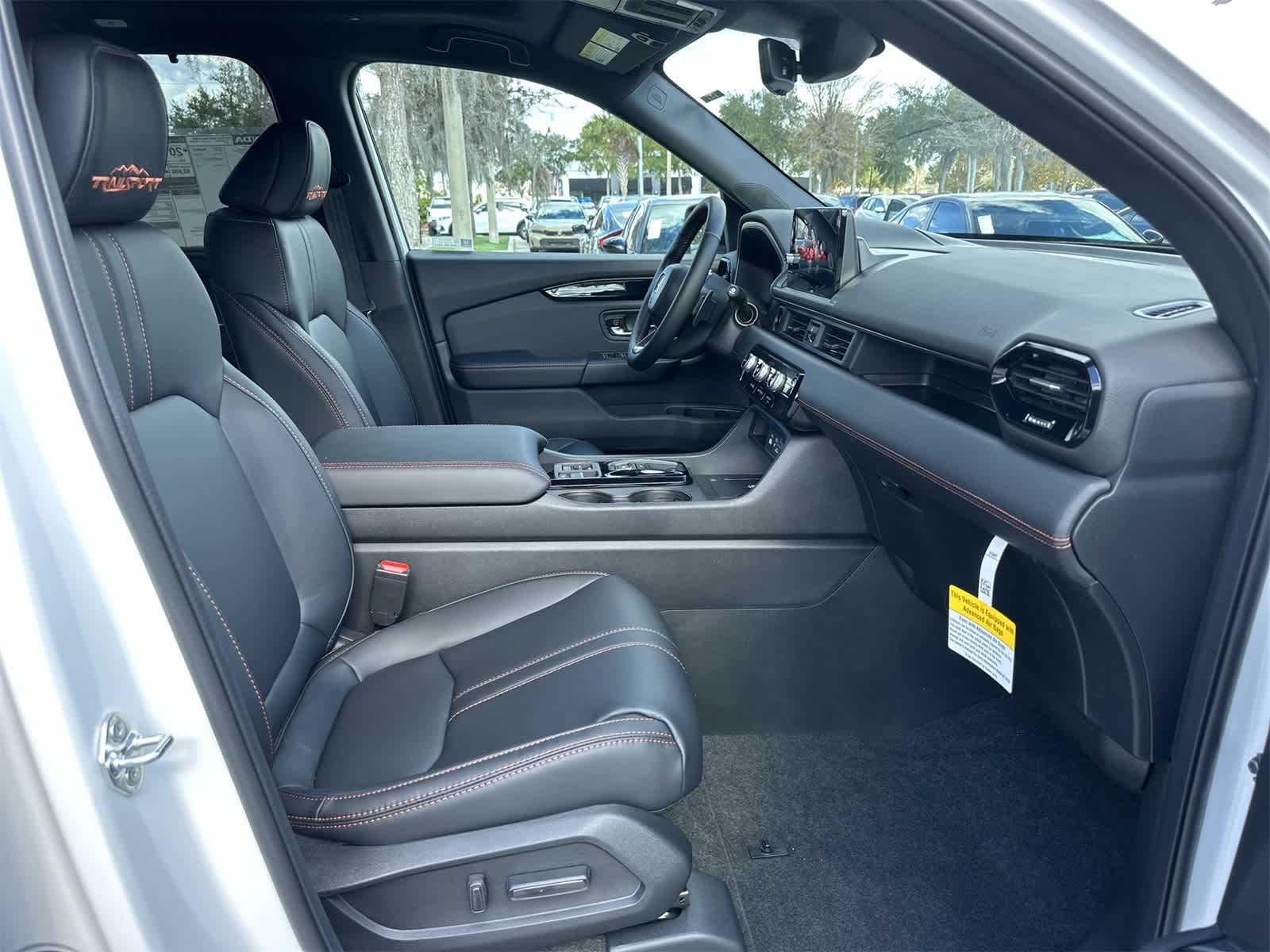 Thumbnail: 2025 Honda Pilot - 17