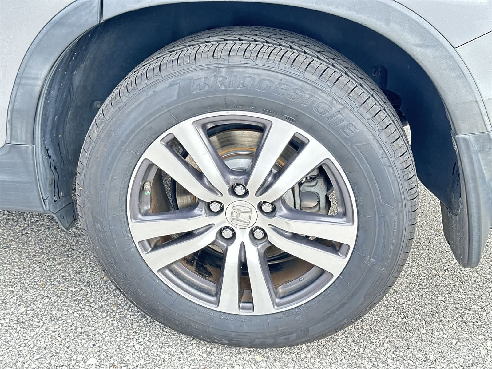 Thumbnail: 2018 Honda Pilot - 12