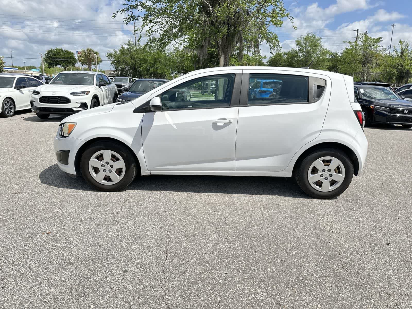 Thumbnail: 2014 Chevrolet Sonic - 3