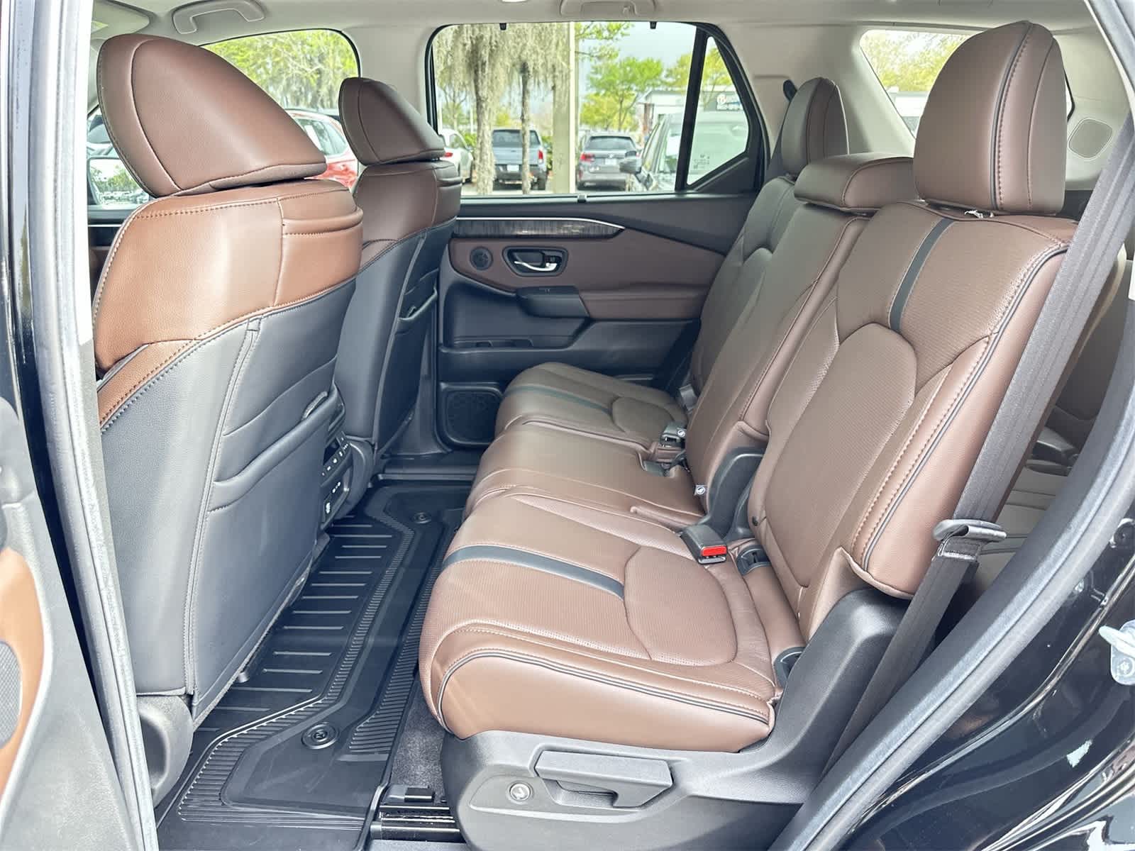 Thumbnail: 2025 Honda Pilot - 15