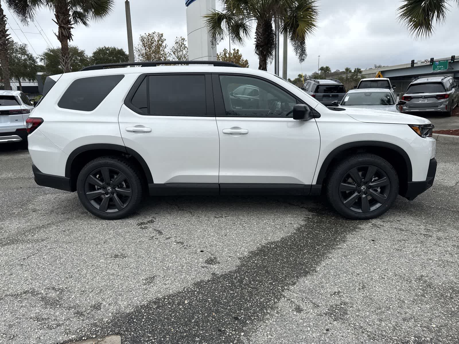 Thumbnail: 2026 Honda Pilot - 7
