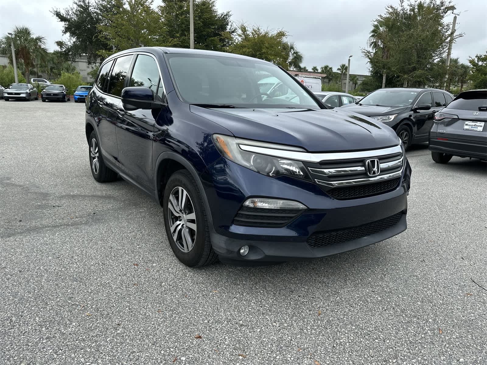 Thumbnail: 2016 Honda Pilot - 8