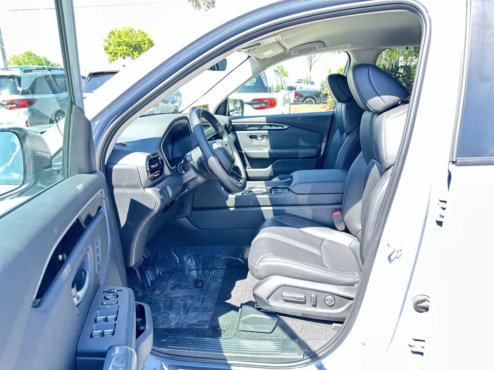 Thumbnail: 2026 Honda Pilot - 2