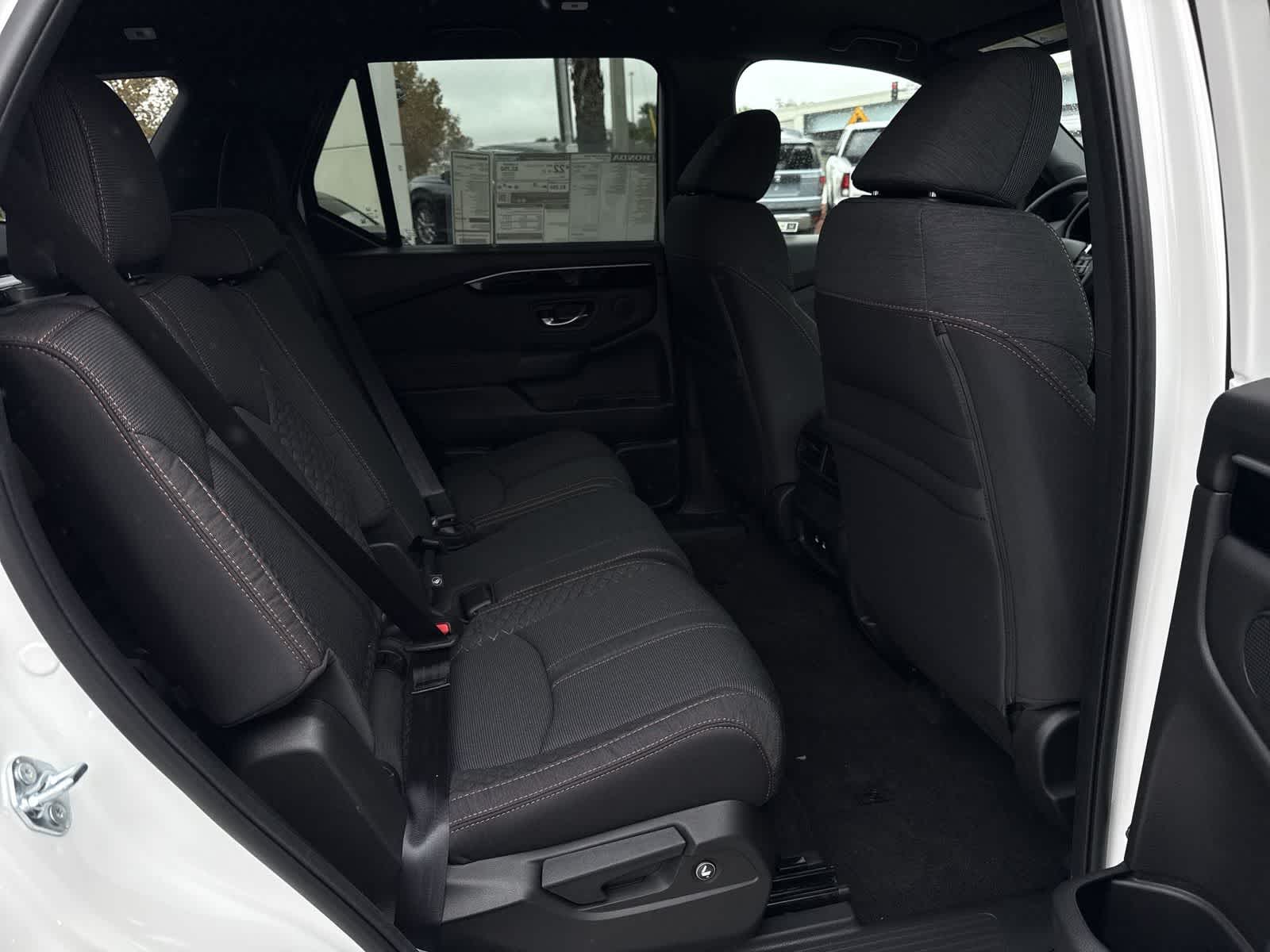 Thumbnail: 2026 Honda Pilot - 16