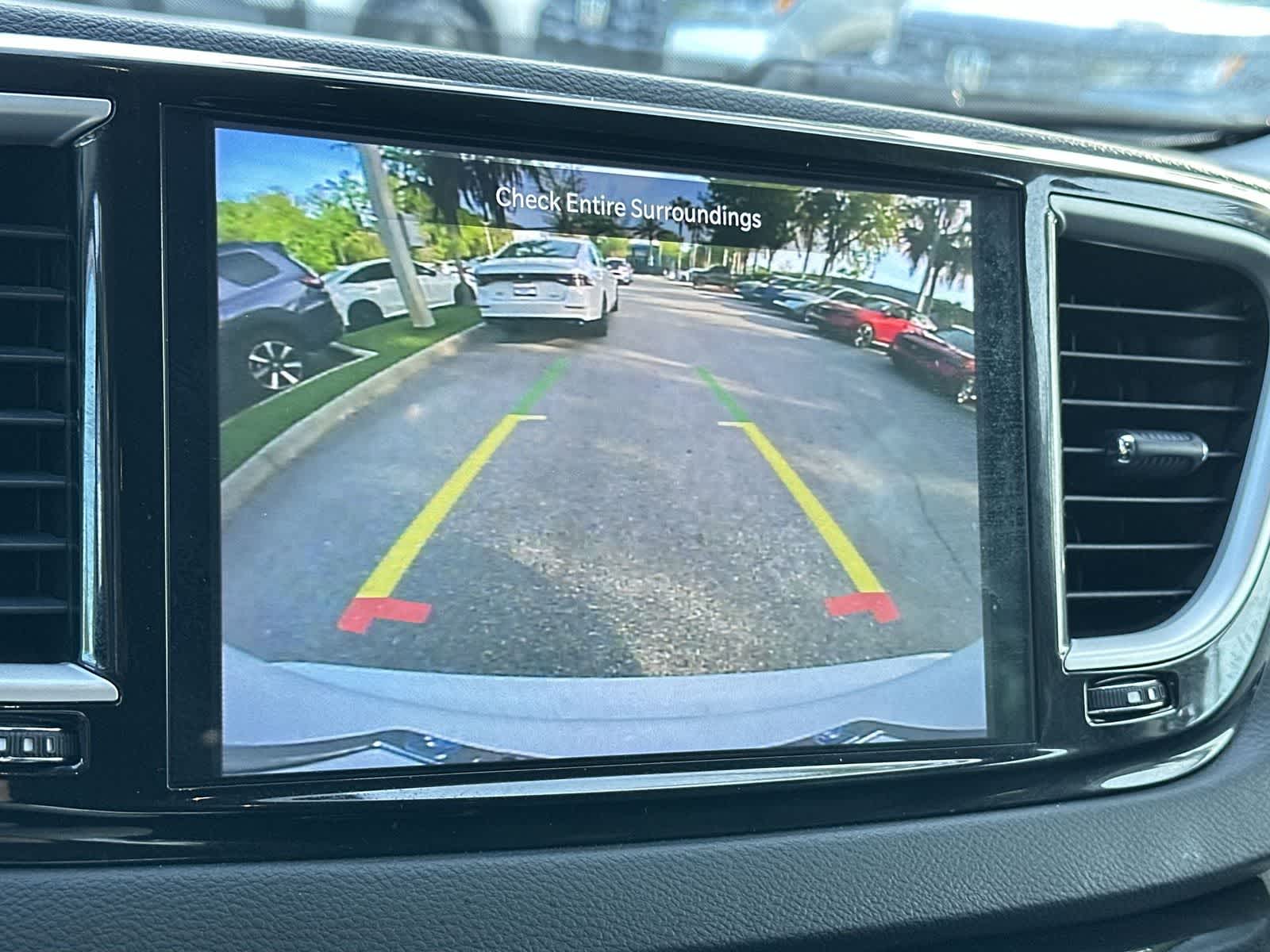 Thumbnail: 2024 Chrysler Pacifica - 20