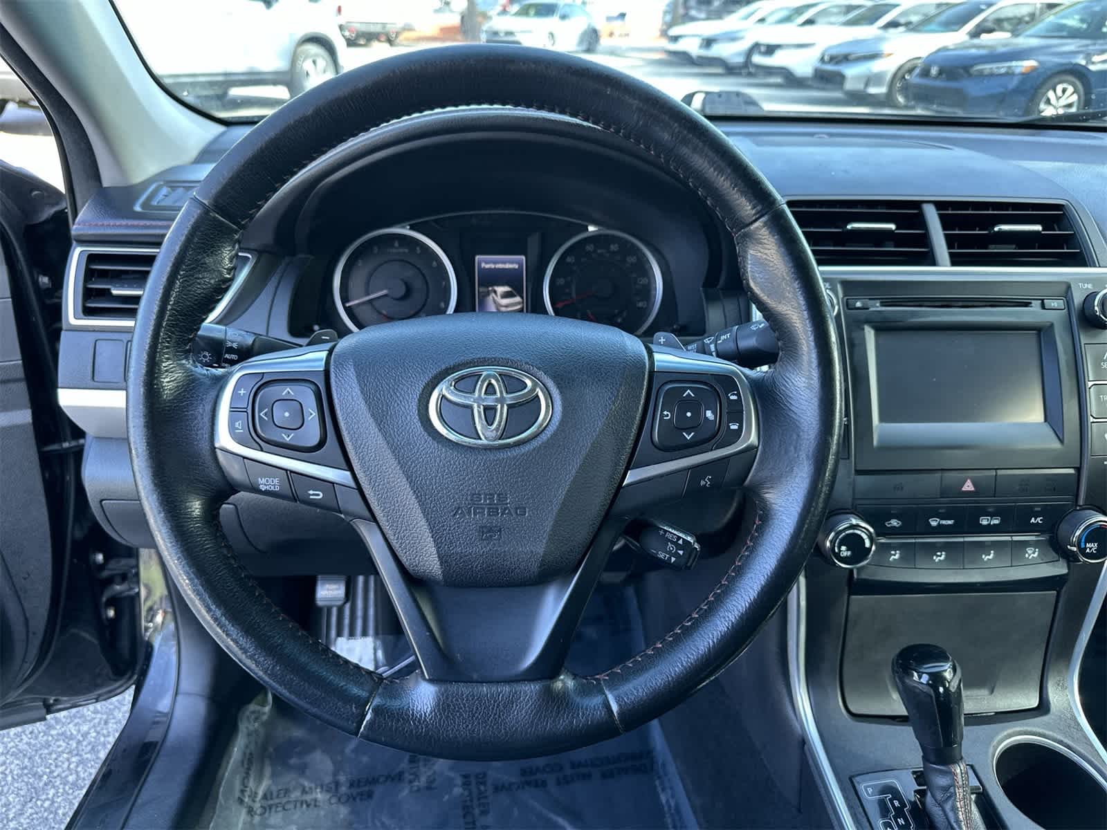 Thumbnail: 2015 Toyota Camry - 18