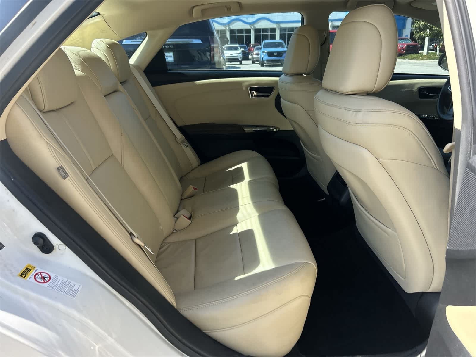 2014 Toyota Avalon Touring 16