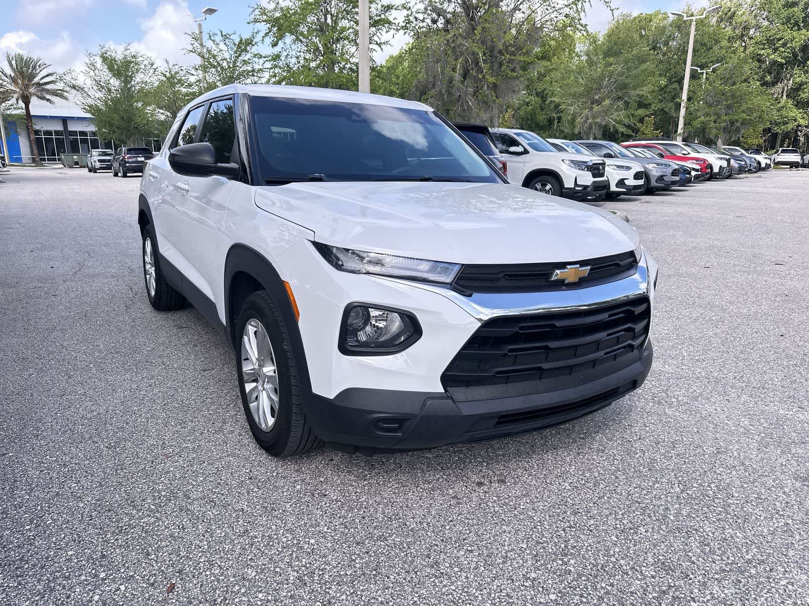 Thumbnail: 2021 Chevrolet TrailBlazer - 8