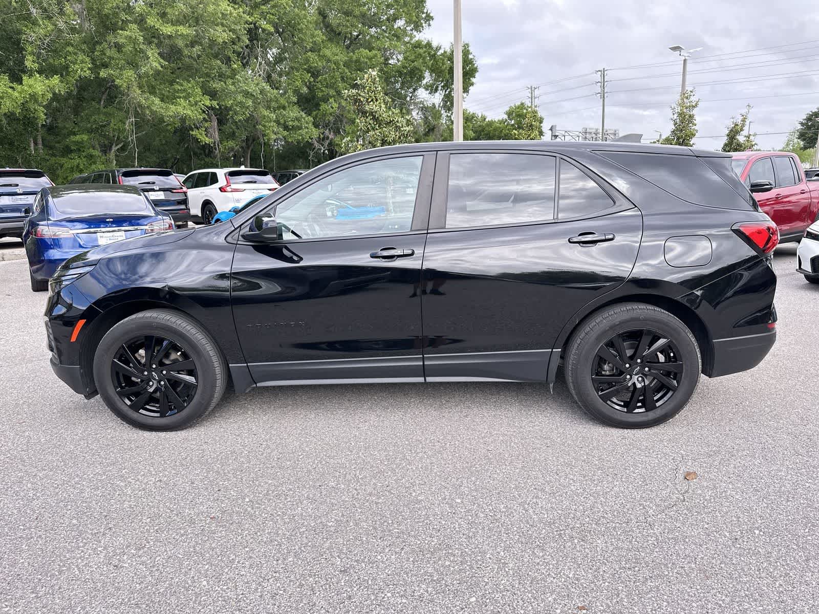 Thumbnail: 2023 Chevrolet Equinox - 3
