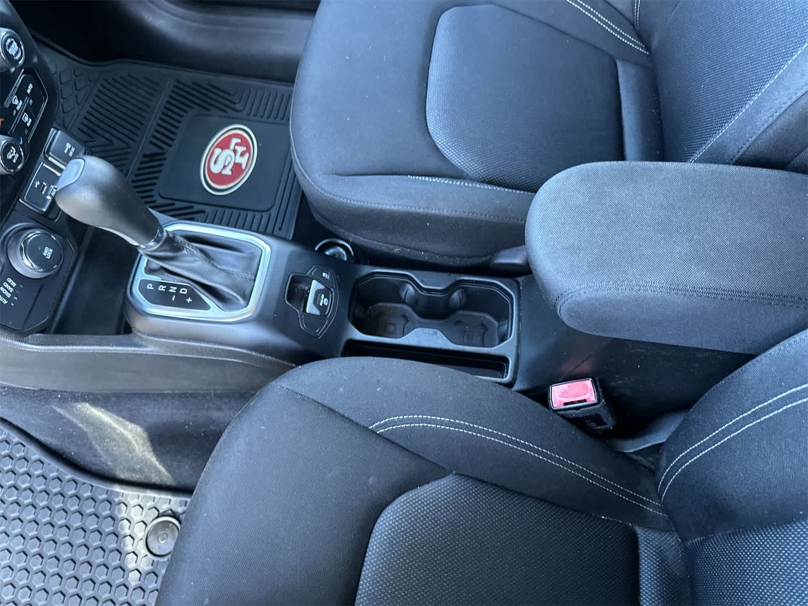 Thumbnail: 2021 Jeep Renegade - 19