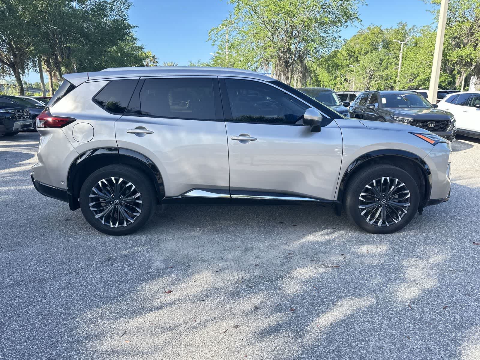 Thumbnail: 2024 Nissan Rogue - 7