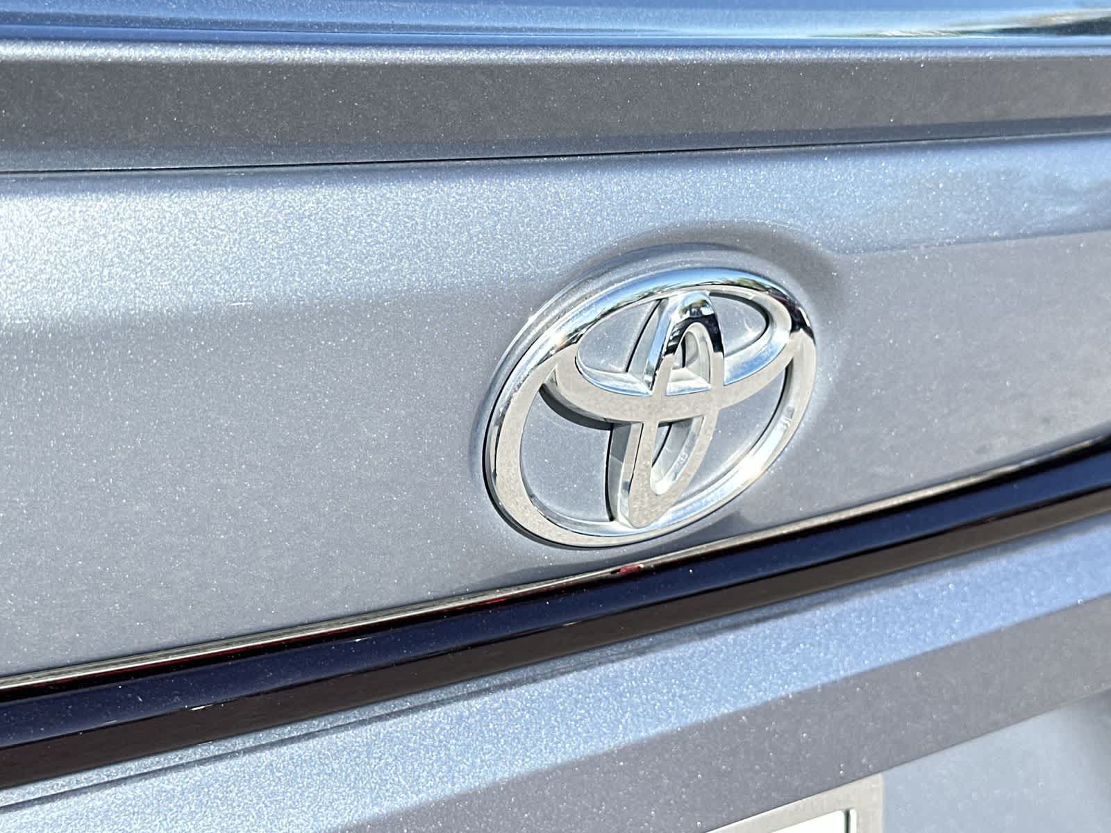 Thumbnail: 2021 Toyota Corolla - 10