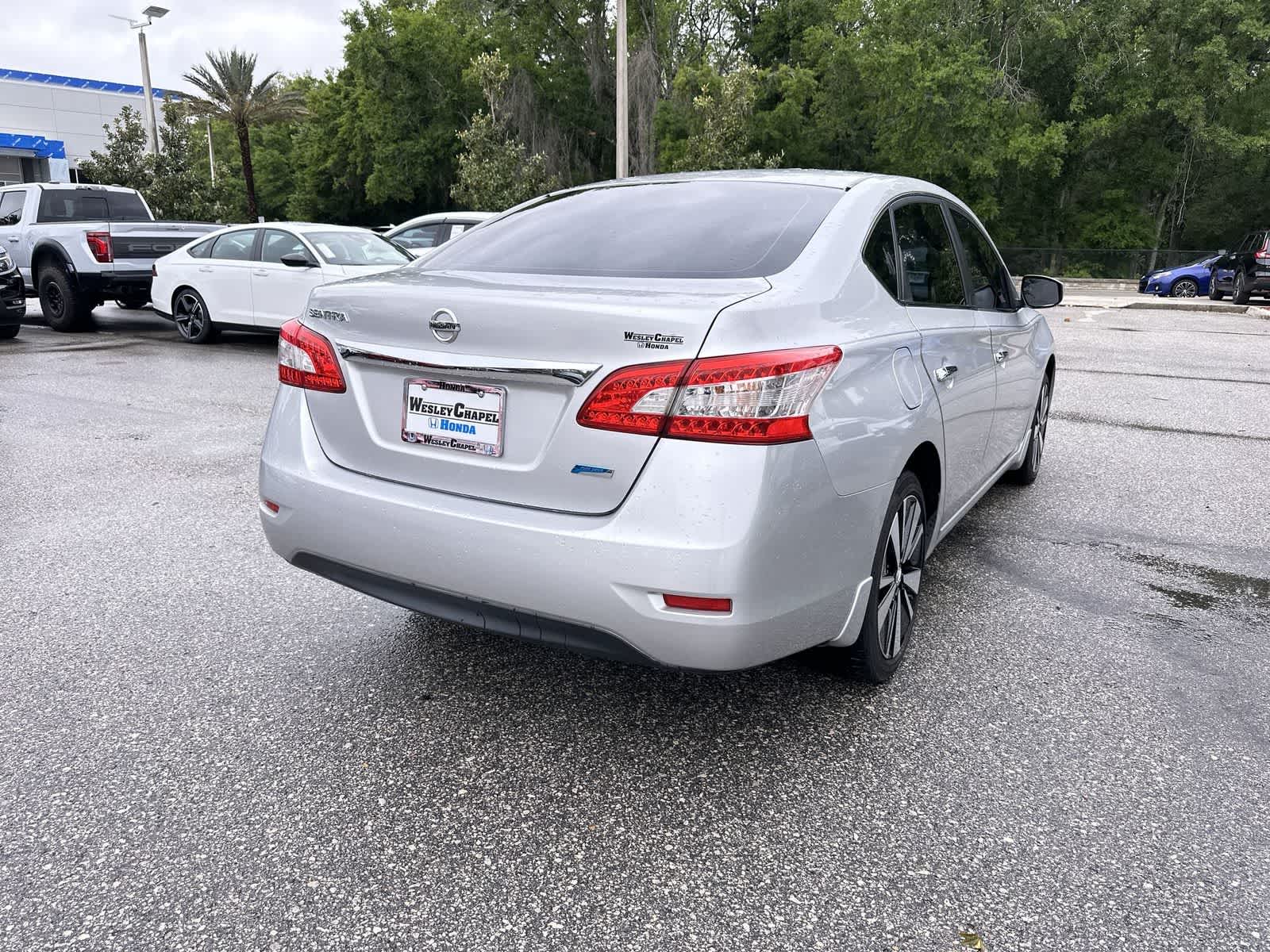 Thumbnail: 2014 Nissan Sentra - 6