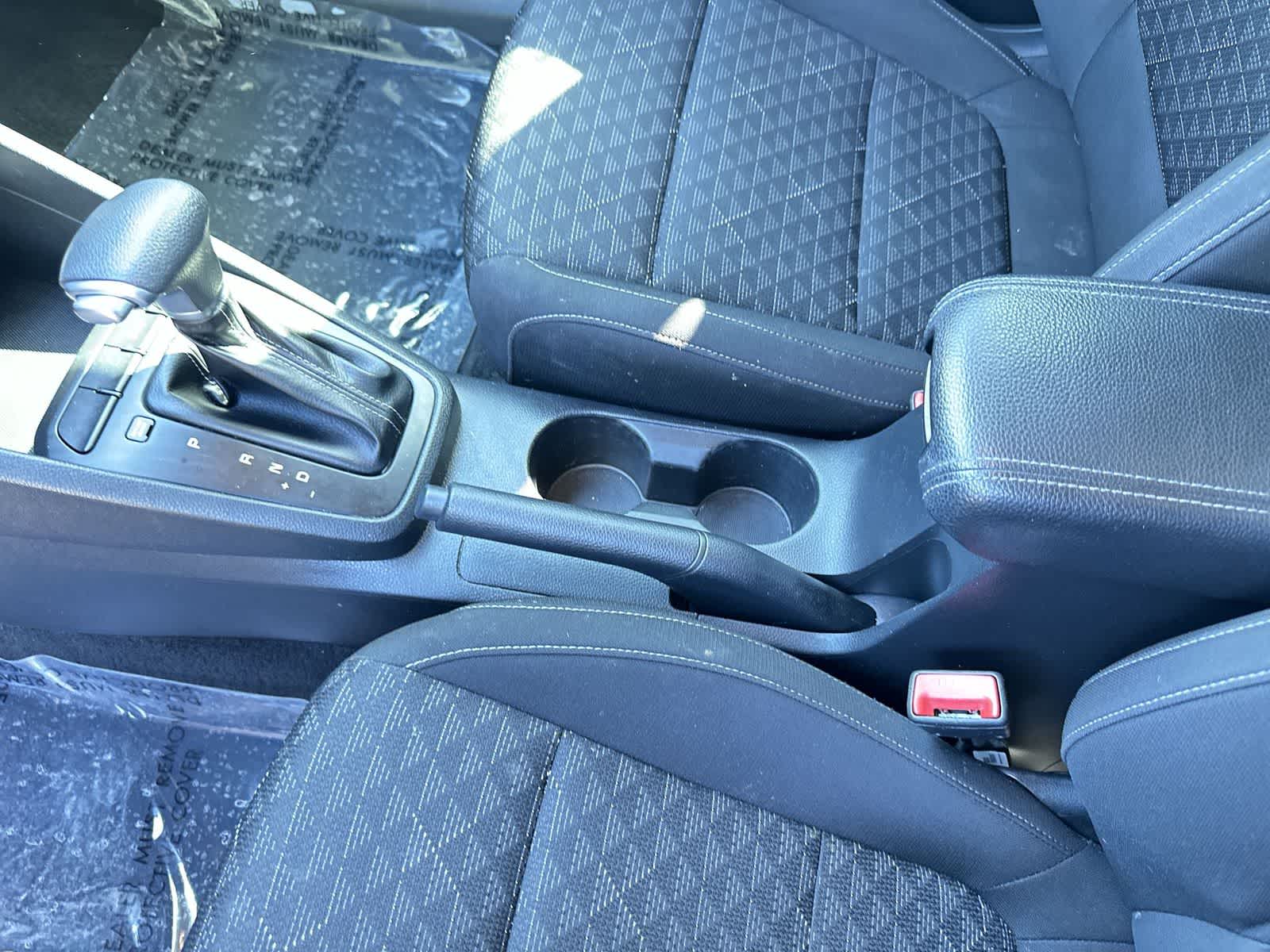 Thumbnail: 2021 Kia Rio - 19