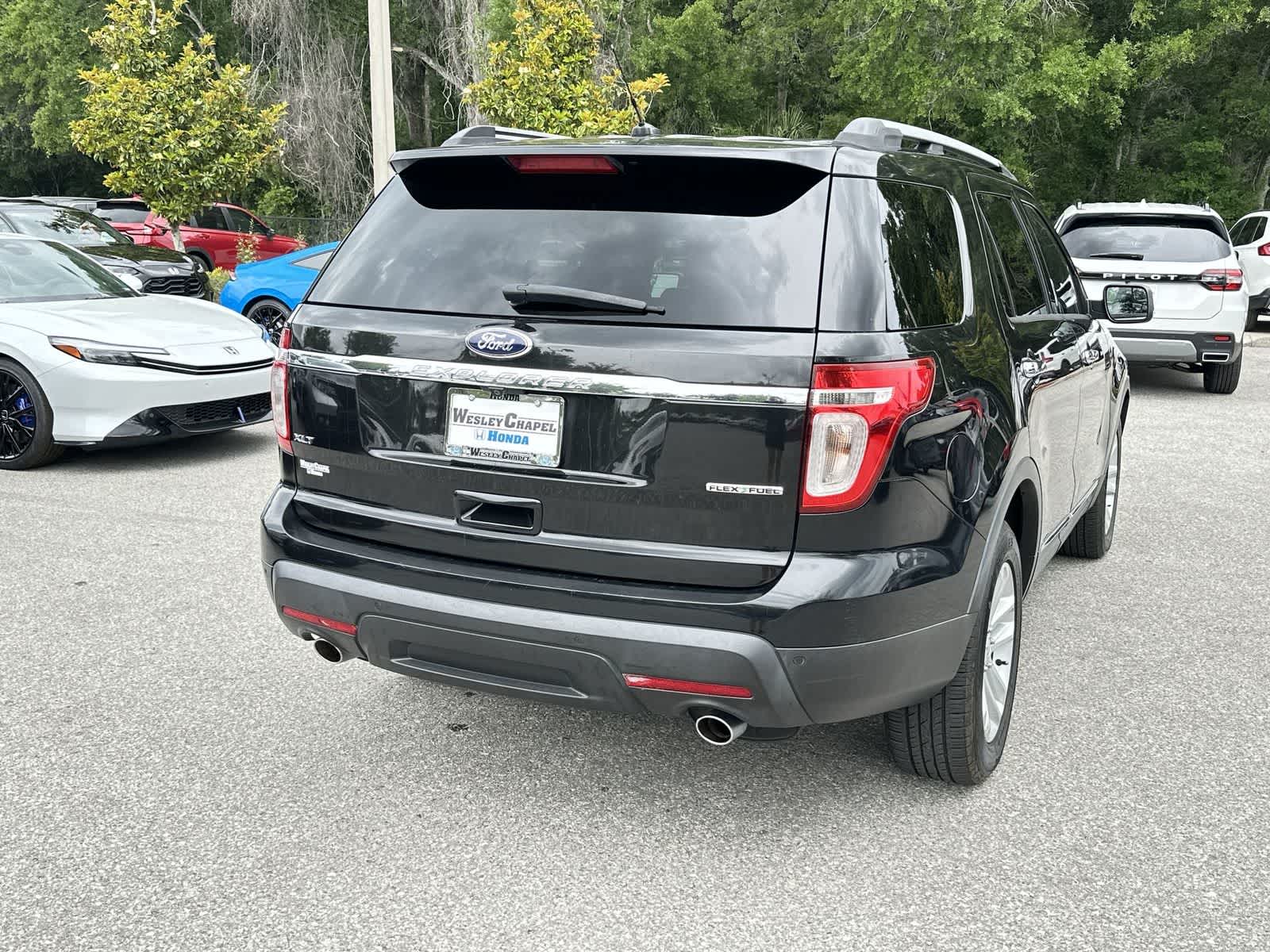 Thumbnail: 2013 Ford Explorer - 6