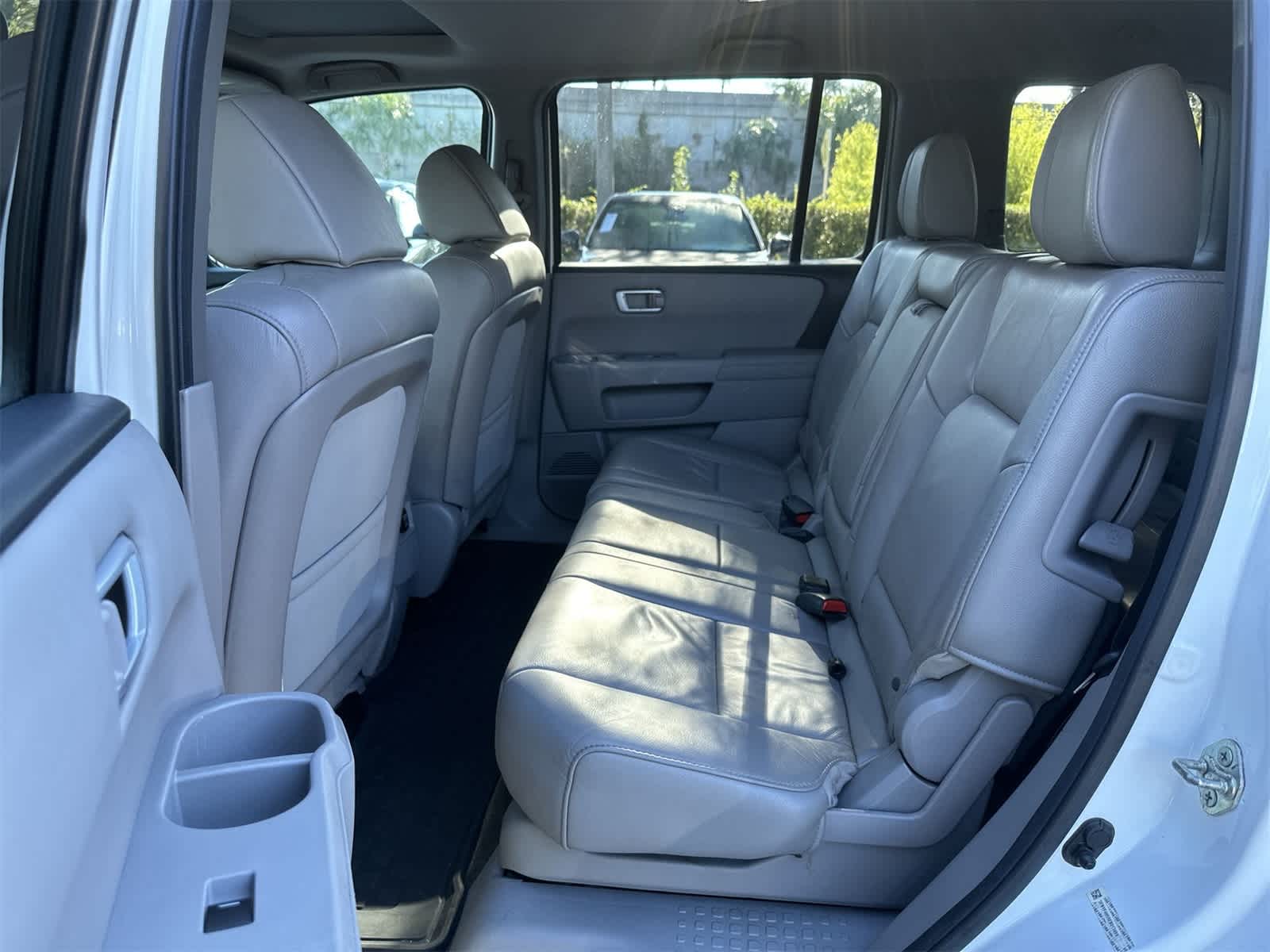 Thumbnail: 2014 Honda Pilot - 15