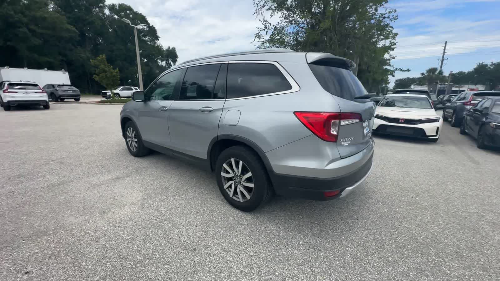 Thumbnail: 2019 Honda Pilot - 6