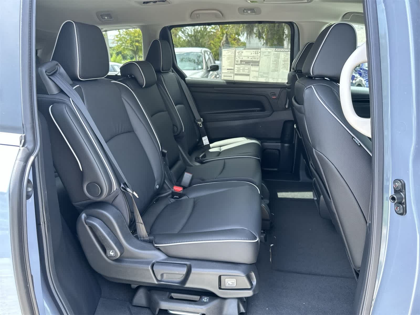 Thumbnail: 2026 Honda Odyssey - 16