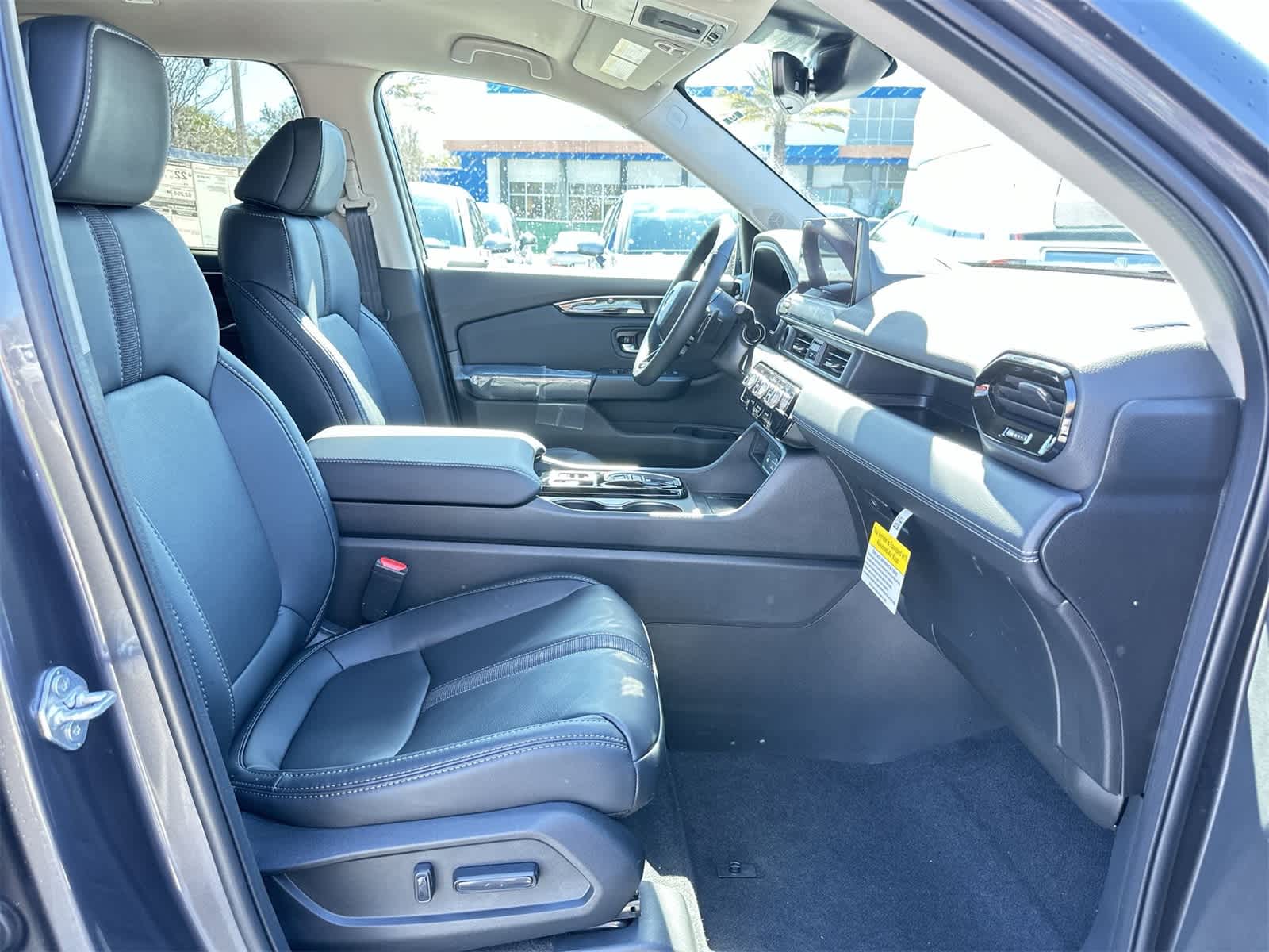 Thumbnail: 2026 Honda Pilot - 17