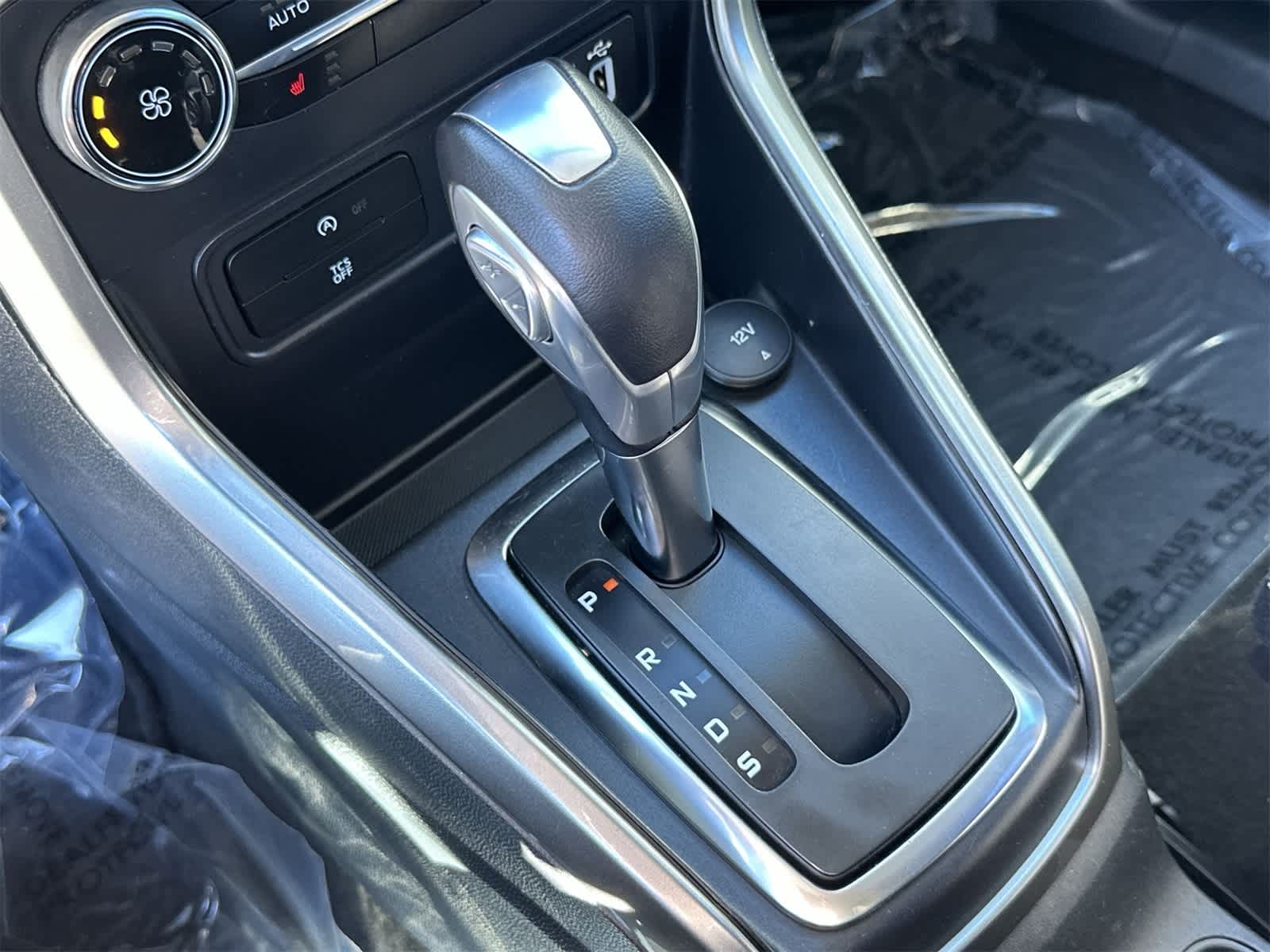 Thumbnail: 2018 Ford EcoSport - 21