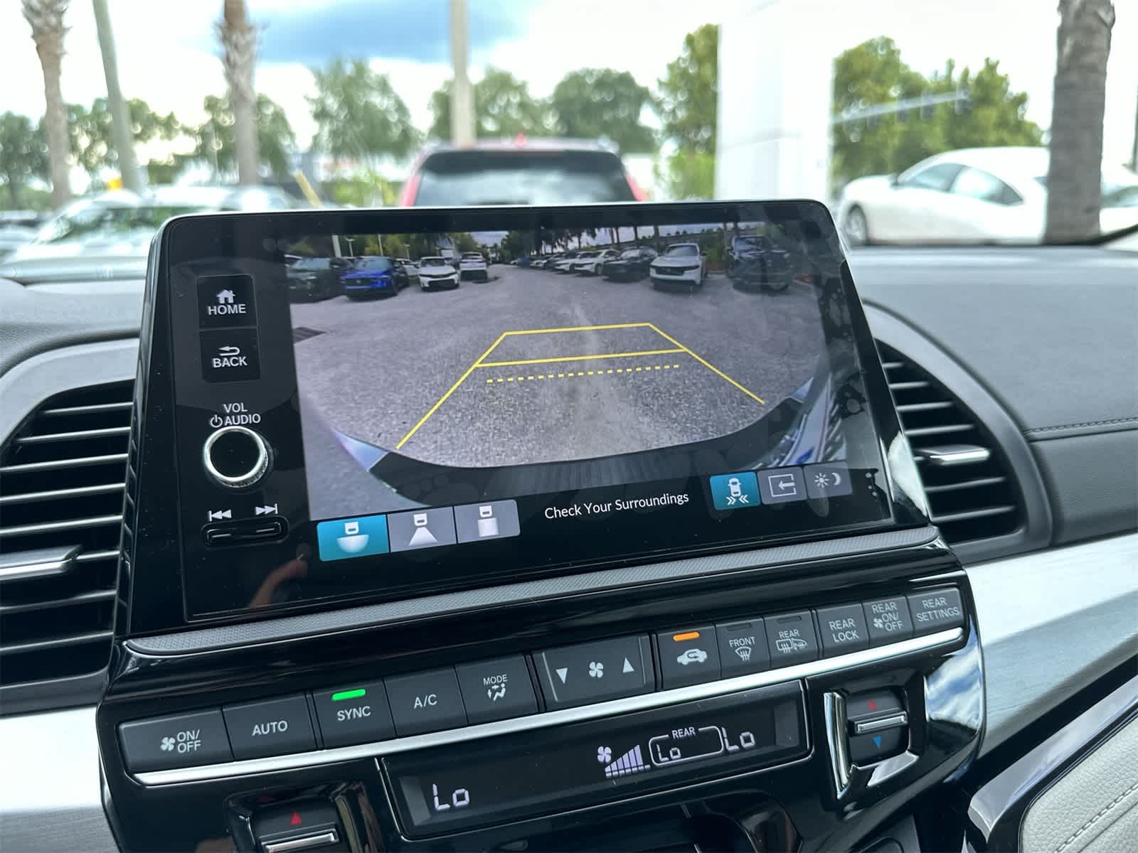 Thumbnail: 2026 Honda Odyssey - 20