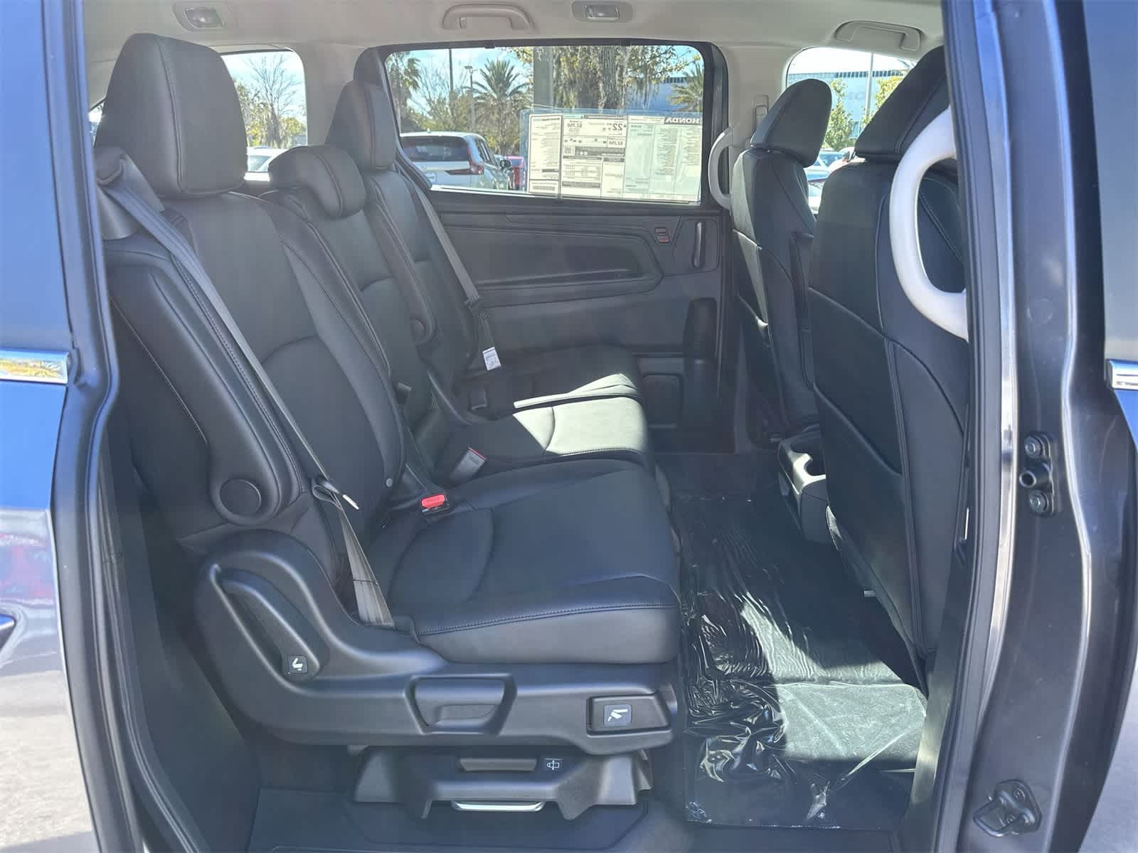 Thumbnail: 2026 Honda Odyssey - 16