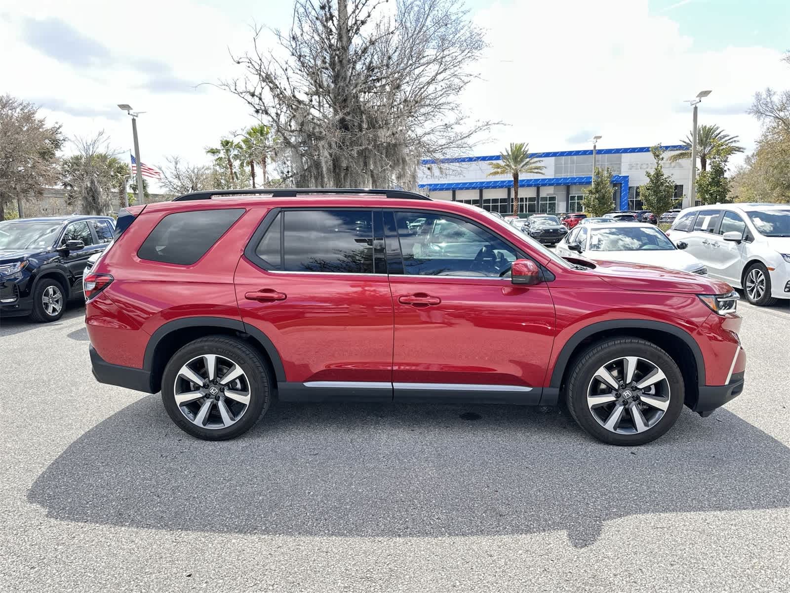 Thumbnail: 2025 Honda Pilot - 7