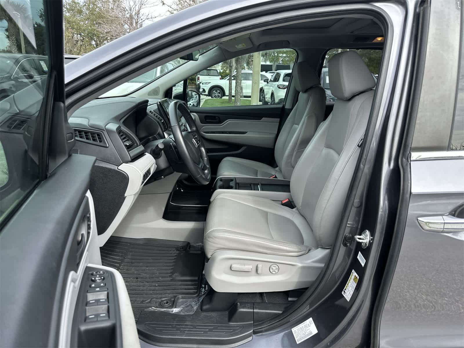 Thumbnail: 2018 Honda Odyssey - 2