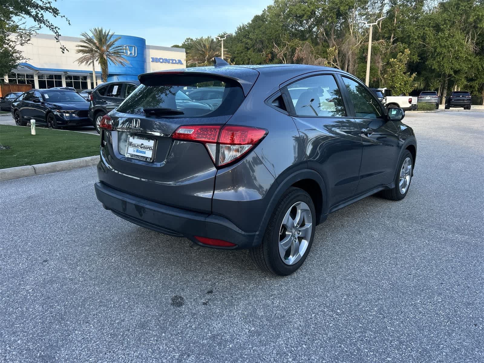 Thumbnail: 2022 Honda HR-V - 6
