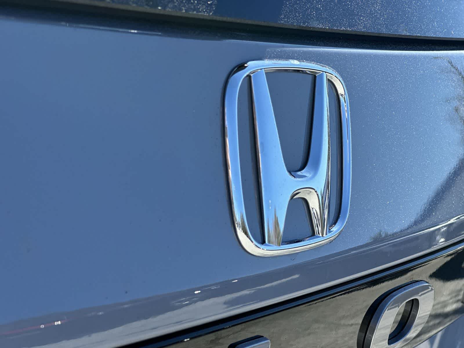 Thumbnail: 2026 Honda Pilot - 10