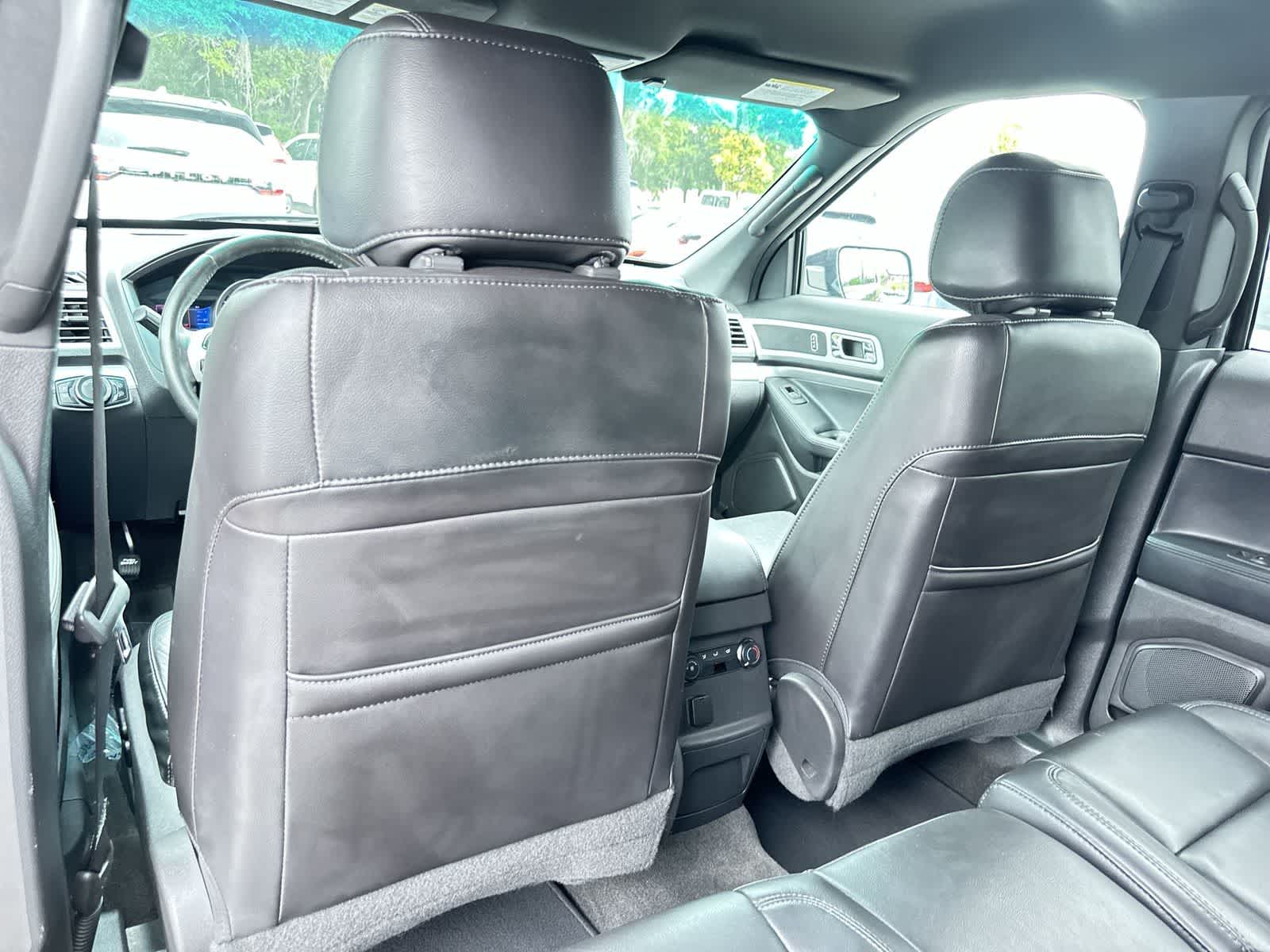 Thumbnail: 2013 Ford Explorer - 14