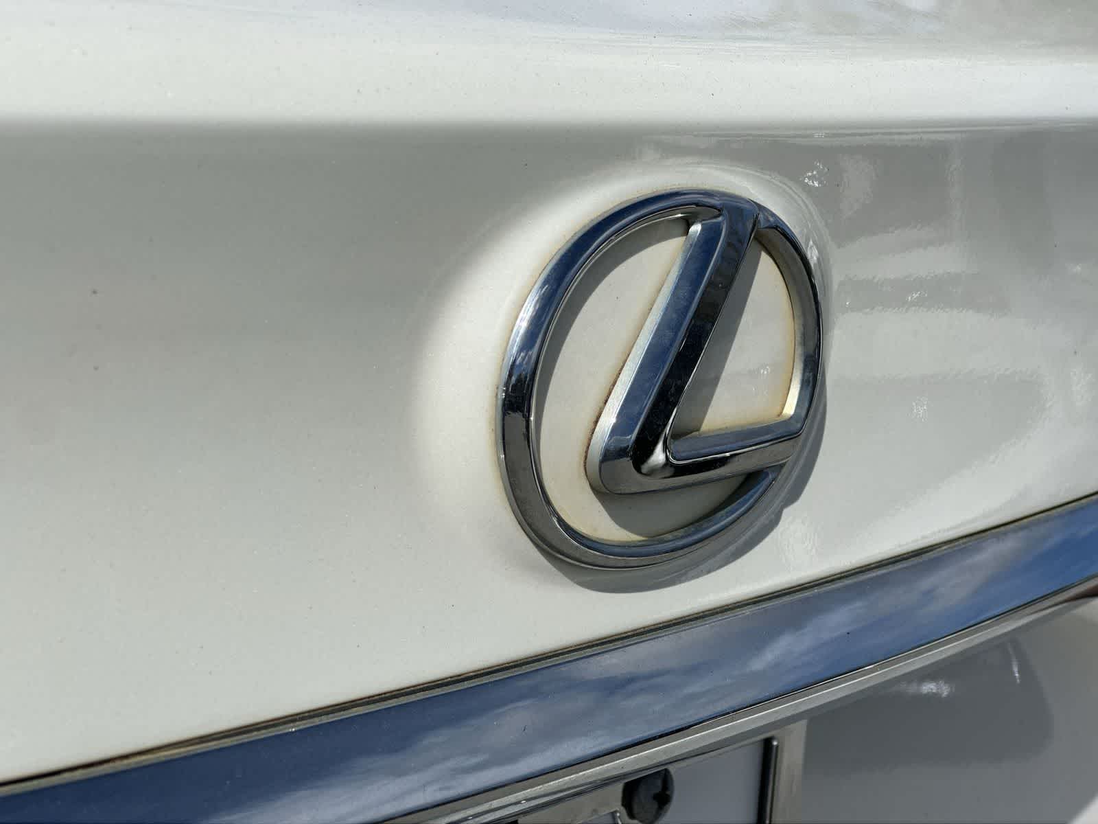 Thumbnail: 2016 Lexus LS - 10