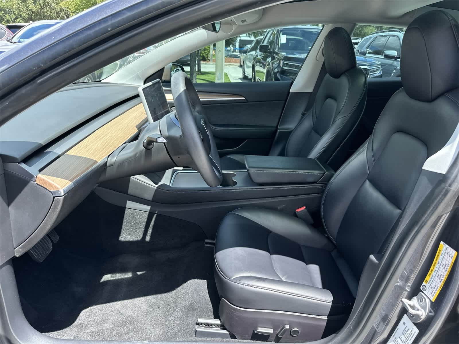 Thumbnail: 2021 Tesla Model 3 - 12