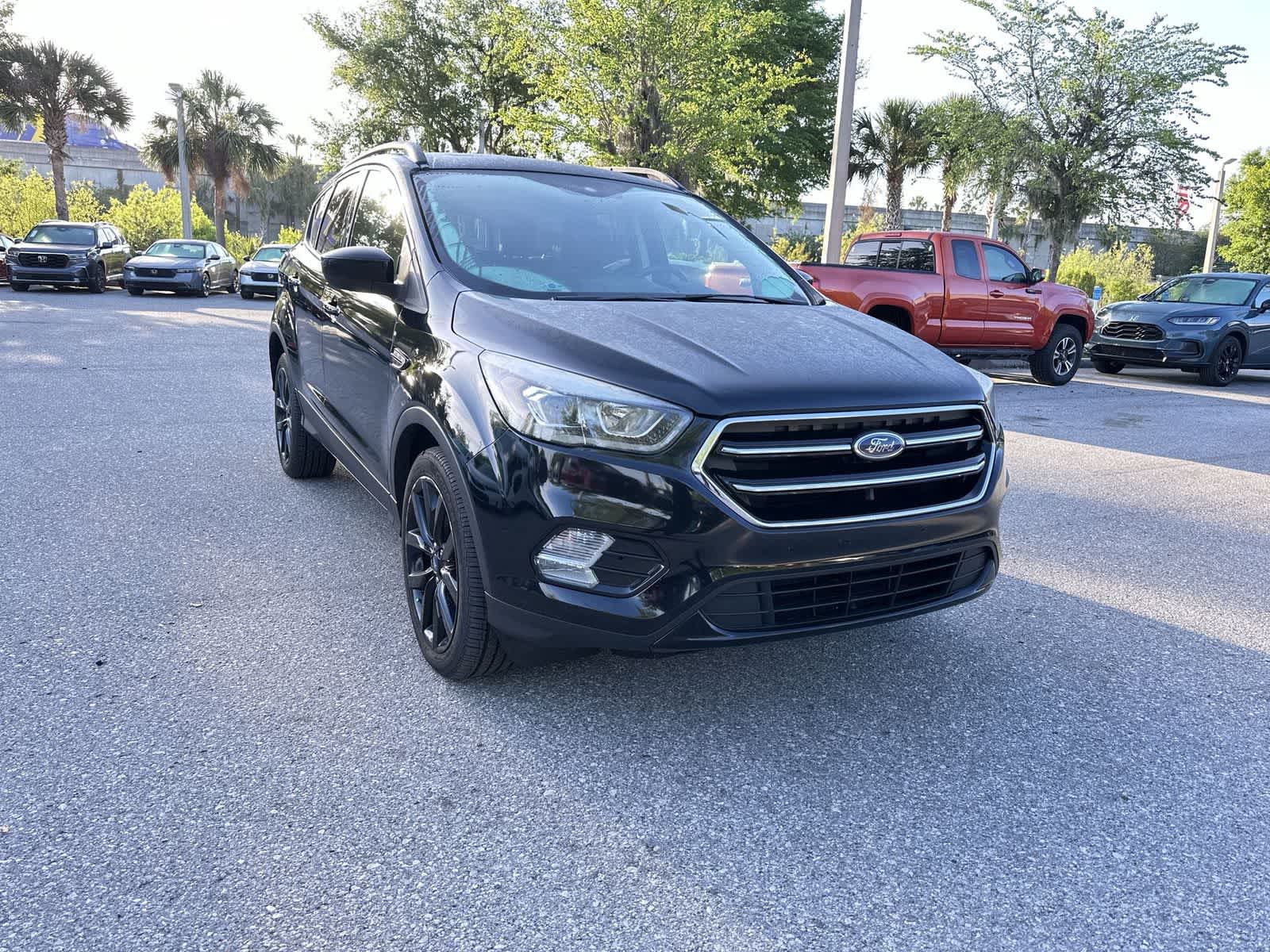 Thumbnail: 2018 Ford Escape - 8