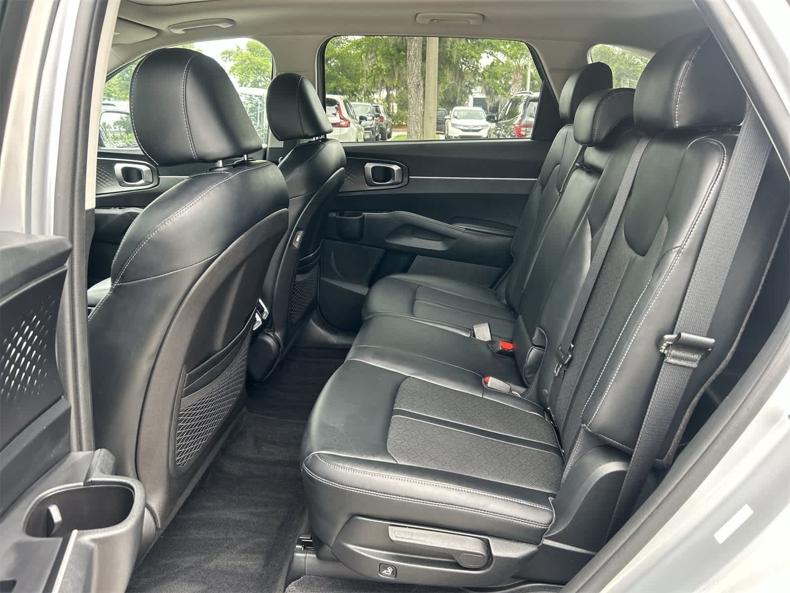 2021 Kia Sorento S 15