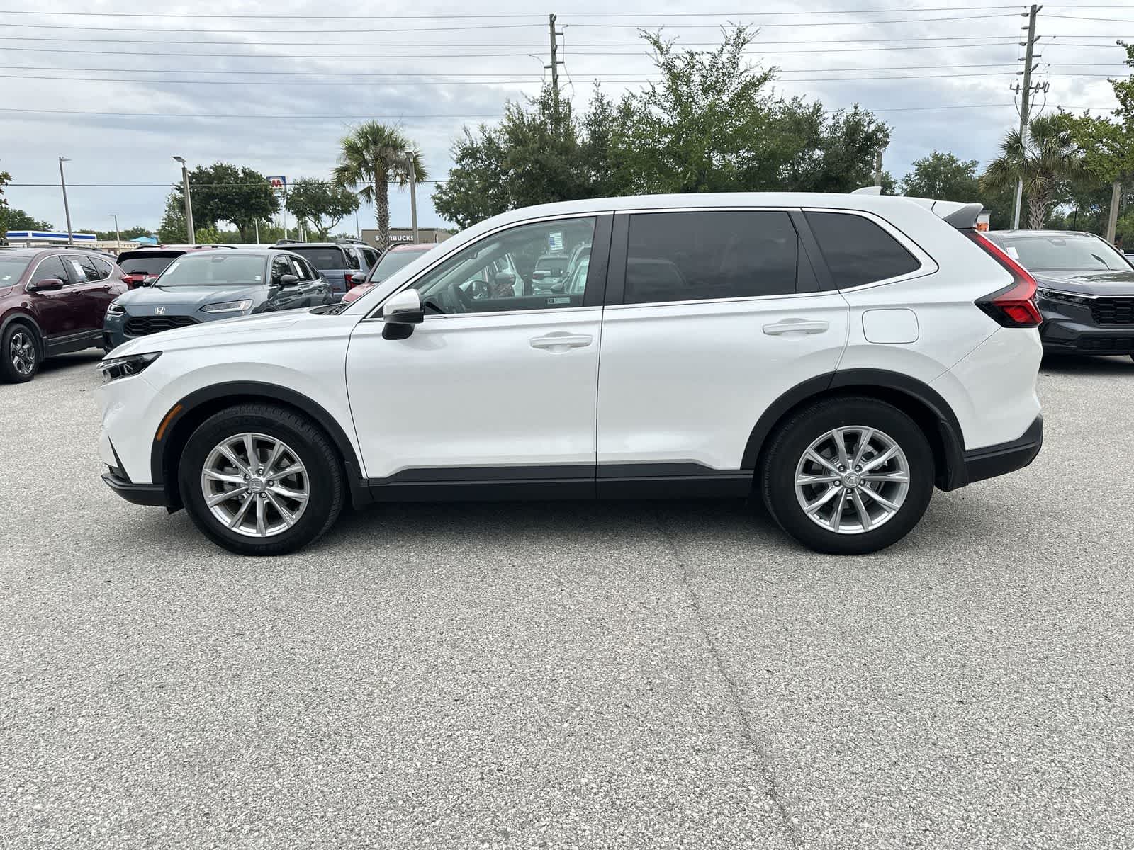 Thumbnail: 2023 Honda CR-V - 3