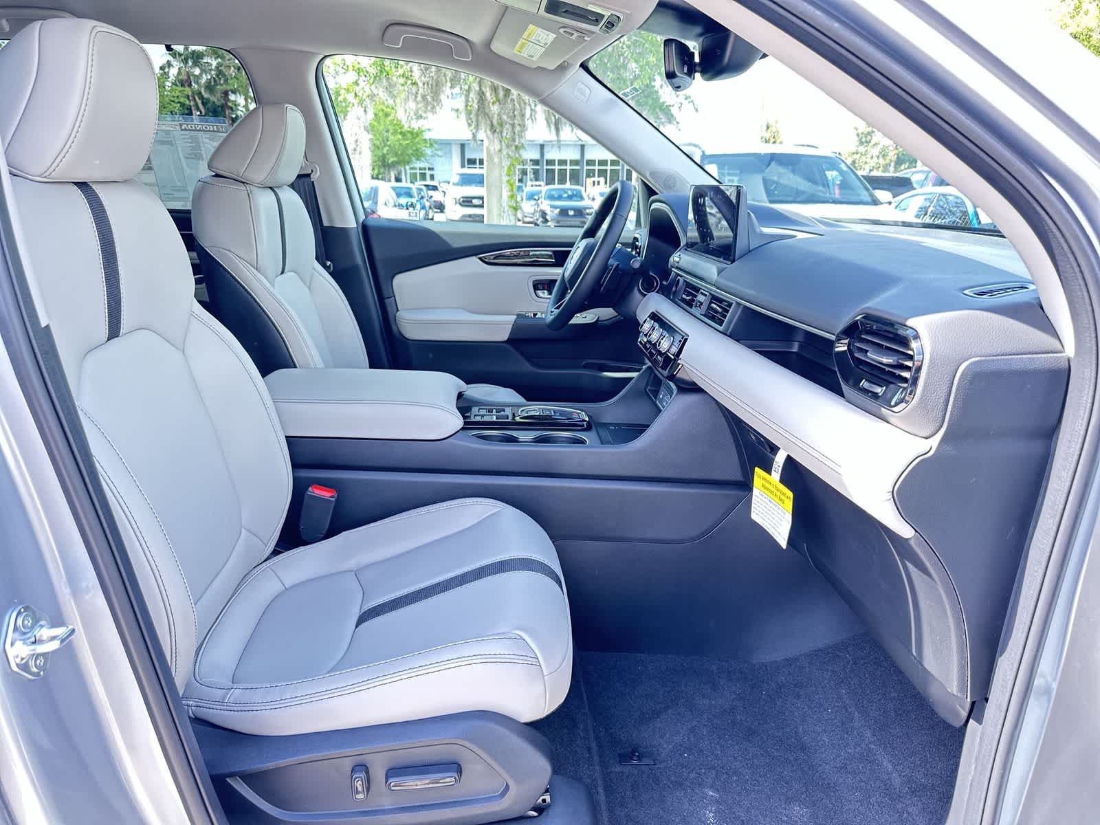 Thumbnail: 2026 Honda Pilot - 17