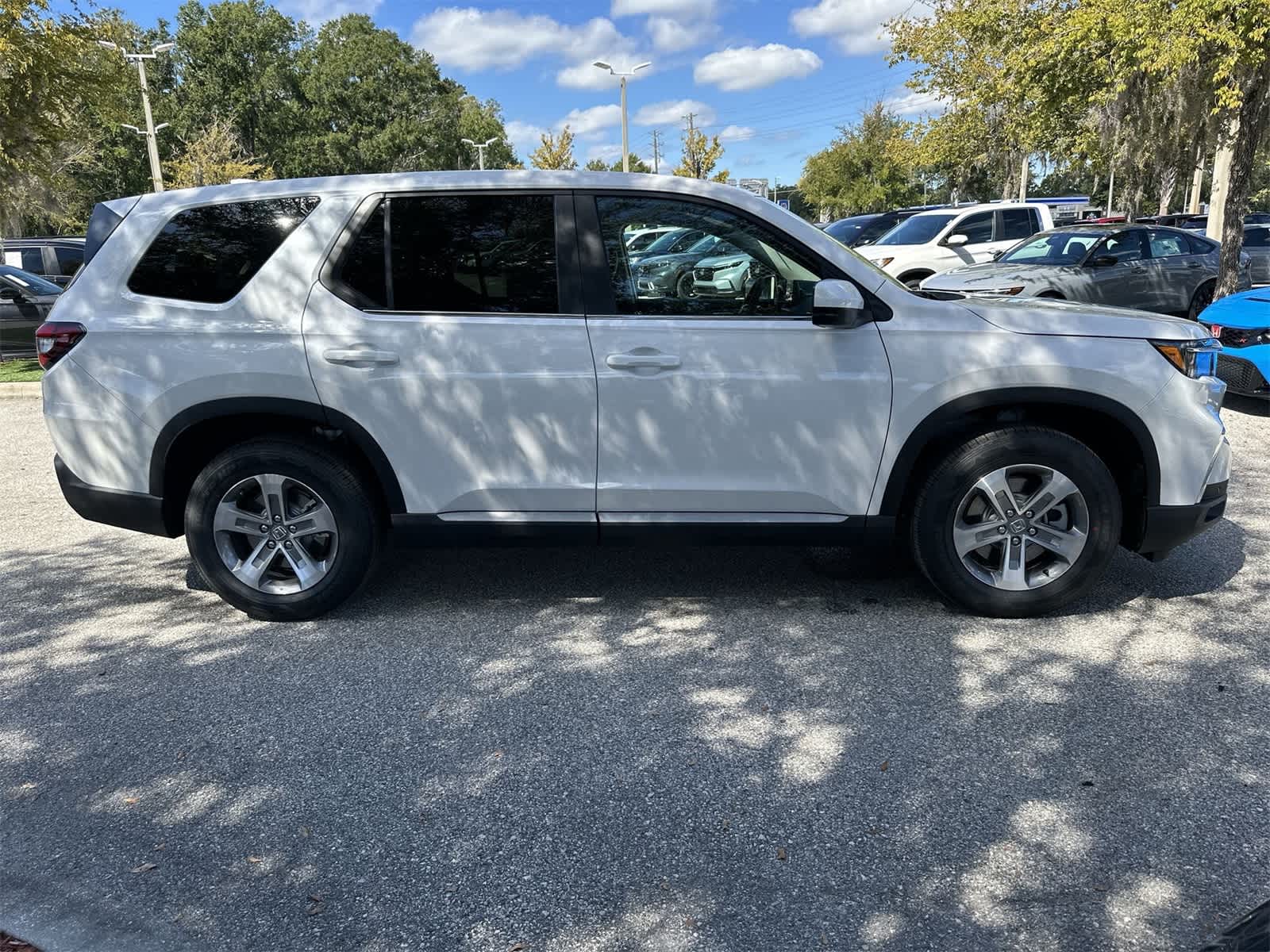 Thumbnail: 2025 Honda Pilot - 7