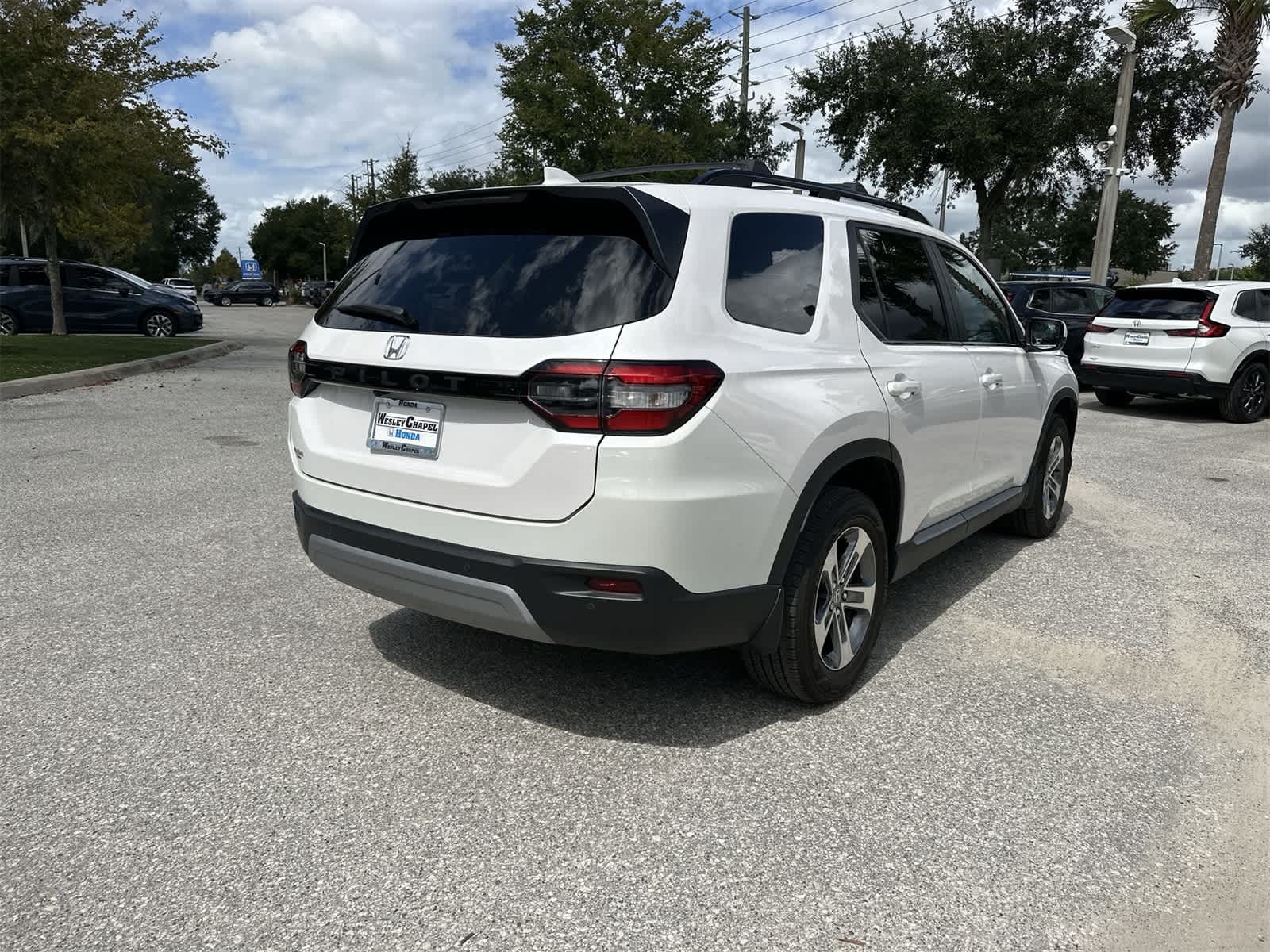Thumbnail: 2023 Honda Pilot - 6