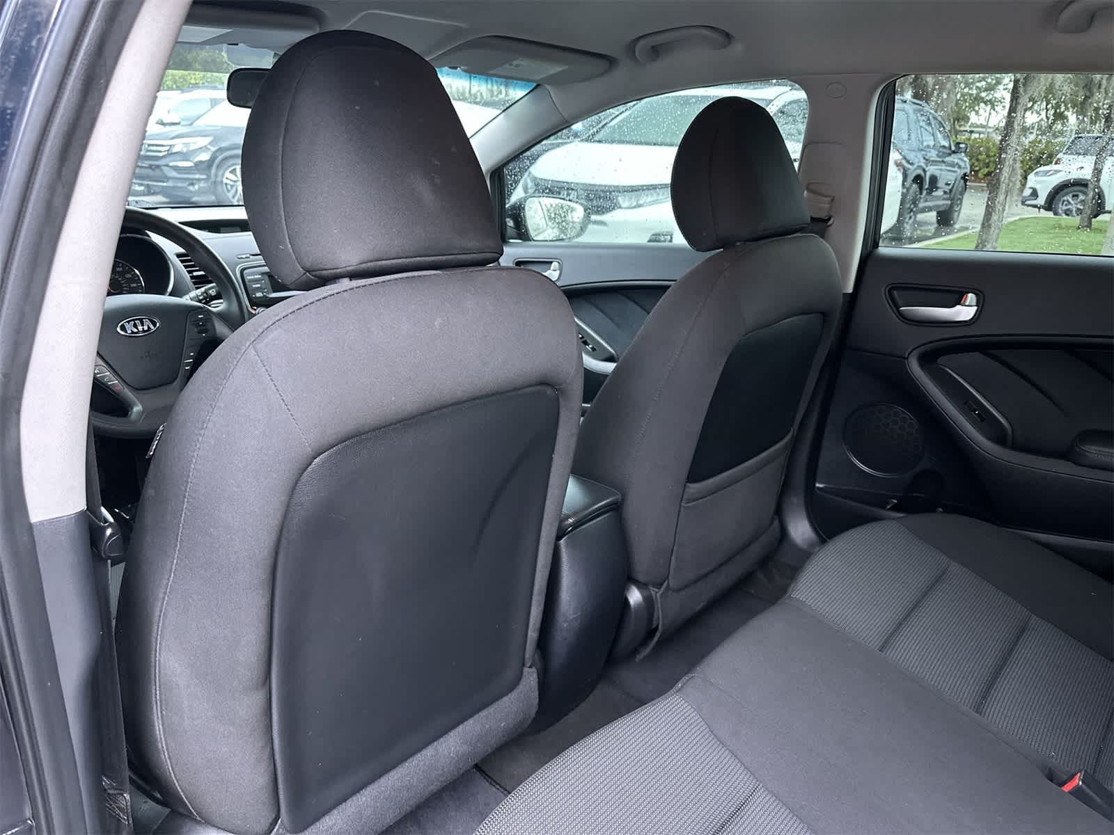 Thumbnail: 2018 Kia Forte - 14