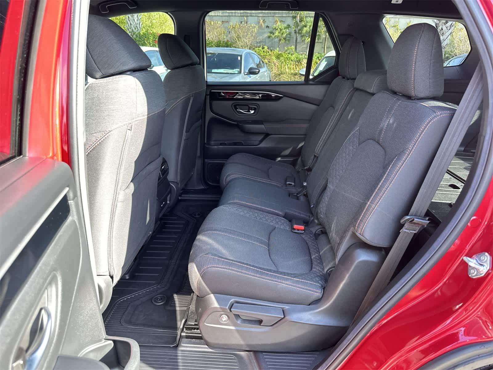 Thumbnail: 2025 Honda Pilot - 15