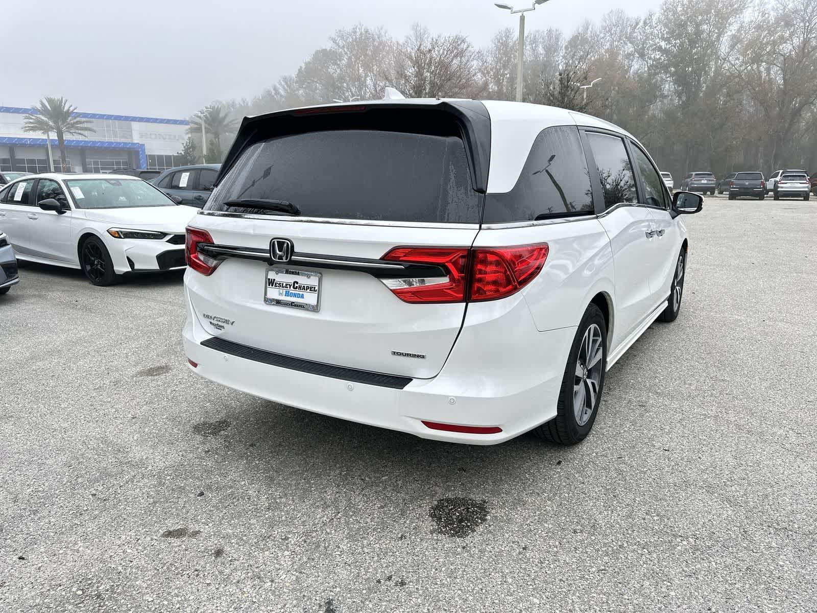 Thumbnail: 2023 Honda Odyssey - 6