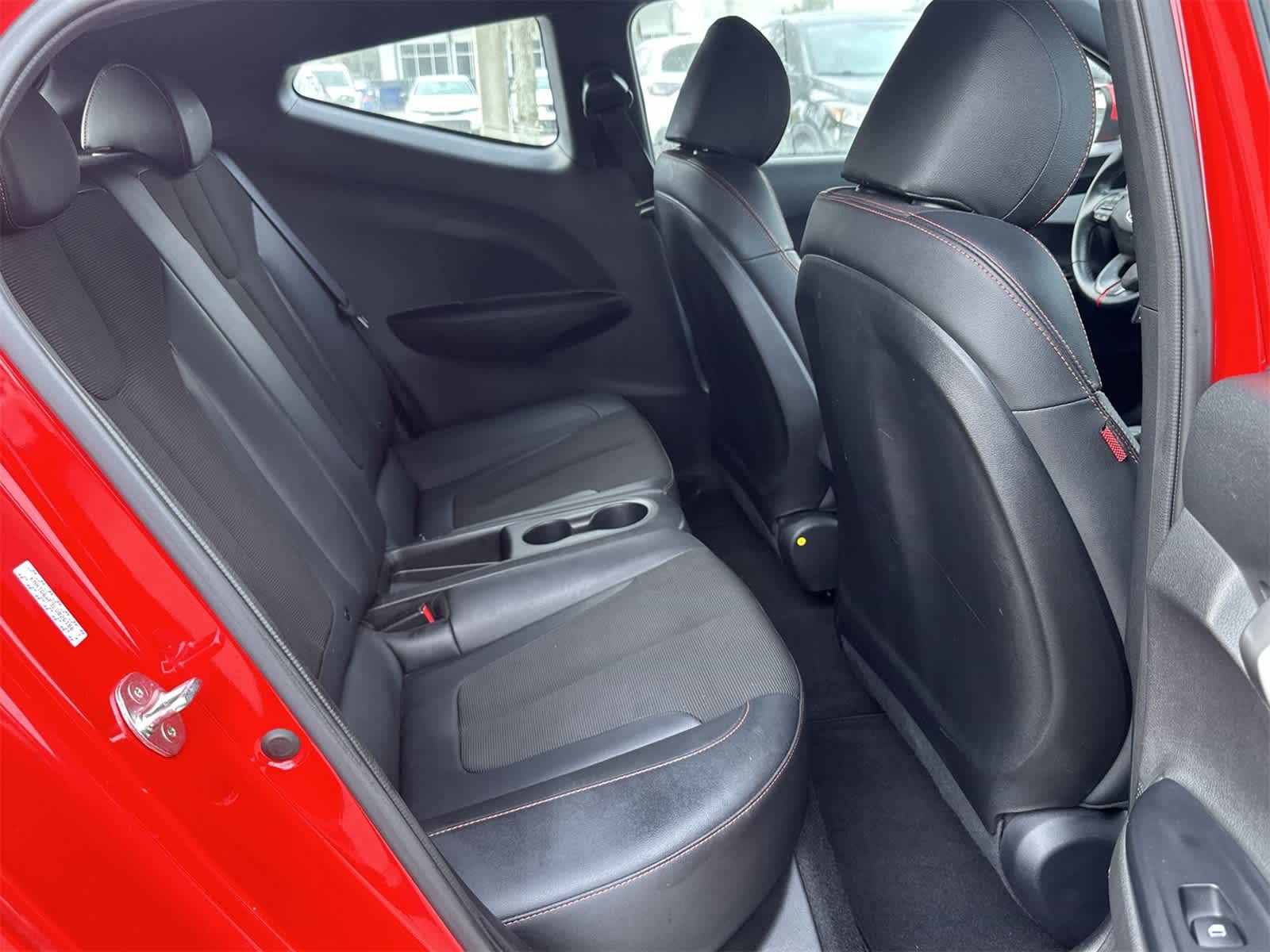 Thumbnail: 2020 Hyundai Veloster - 16