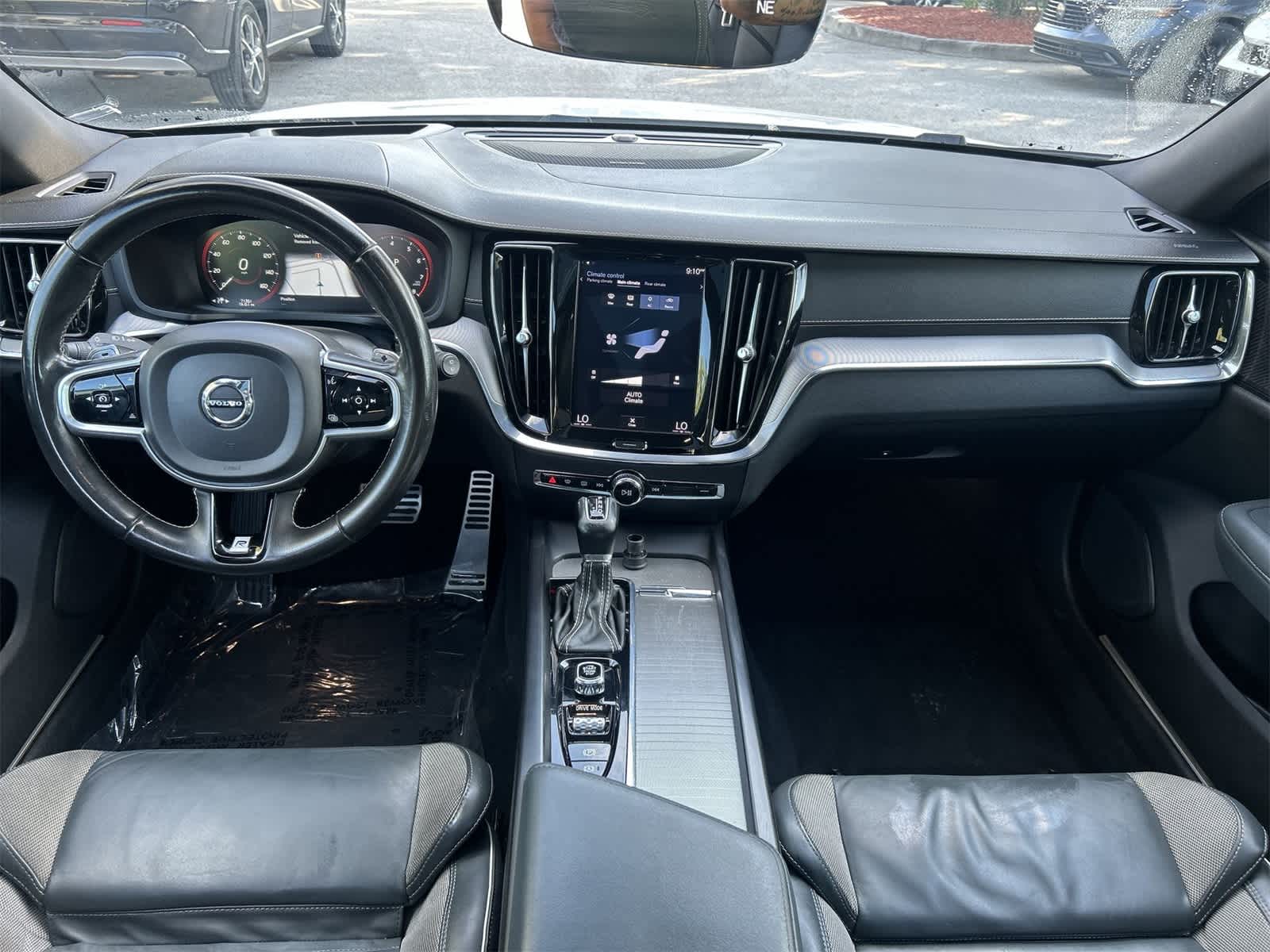 Thumbnail: 2020 Volvo V60 - 13