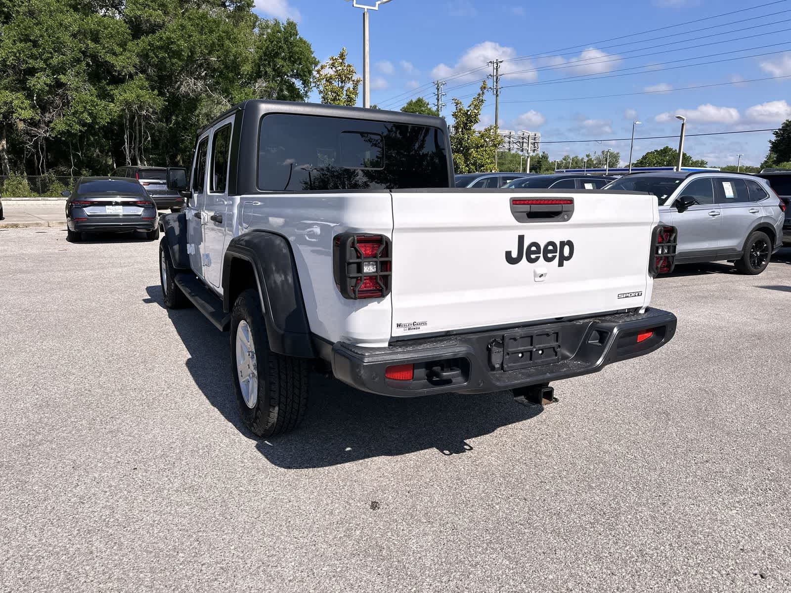 Thumbnail: 2020 Jeep Gladiator - 4