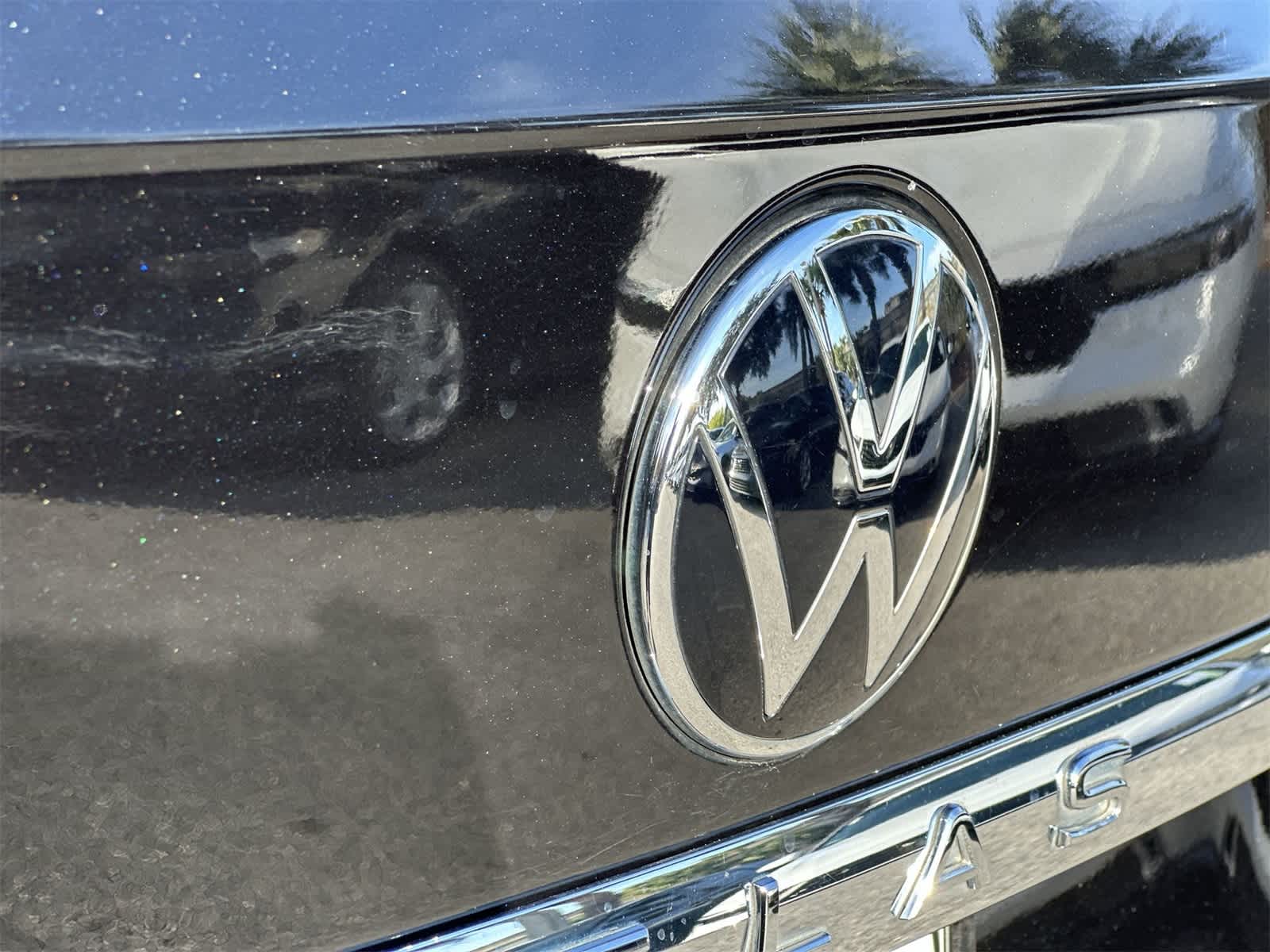 Thumbnail: 2021 Volkswagen Atlas - 10