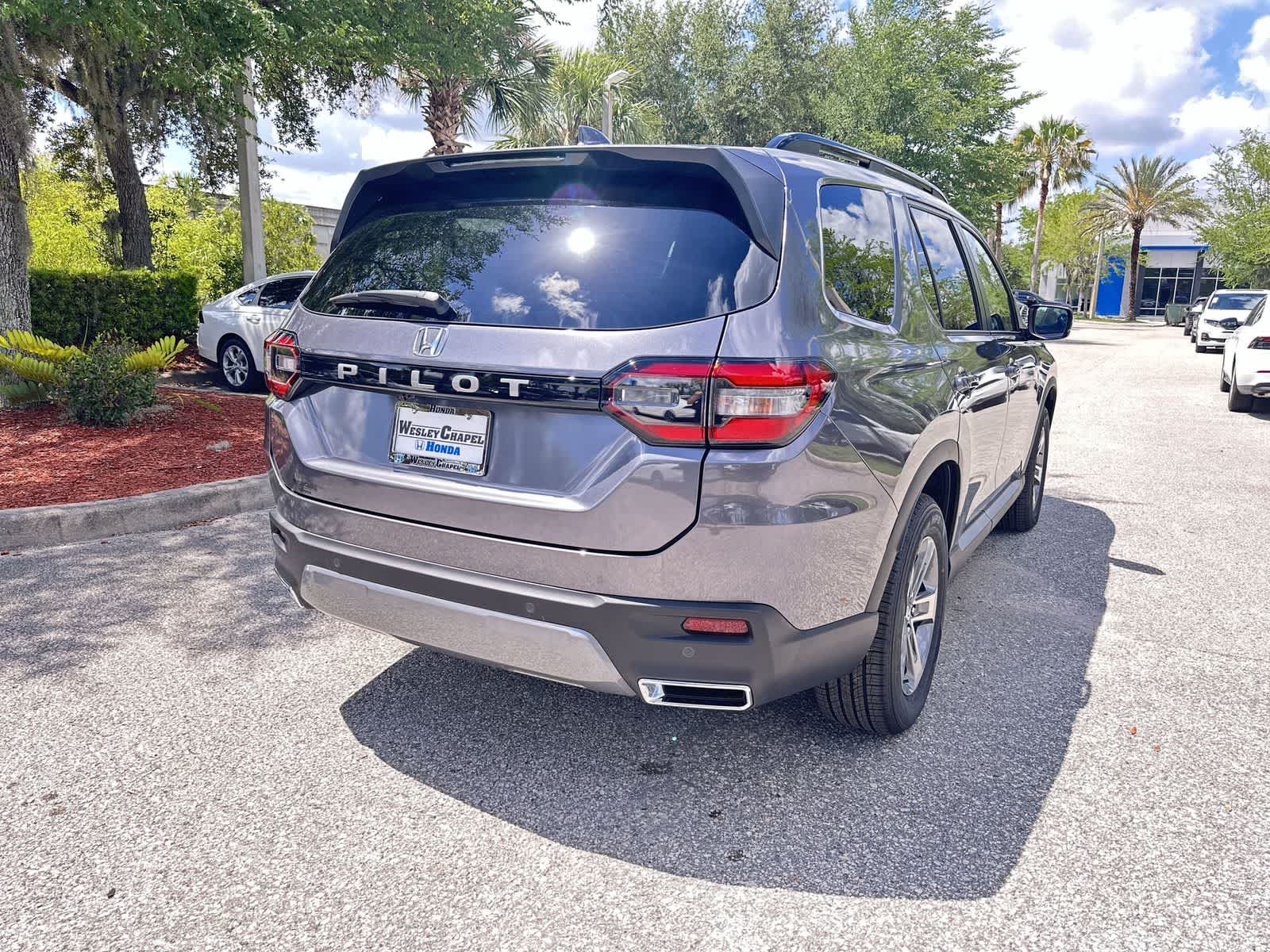 Thumbnail: 2026 Honda Pilot - 6