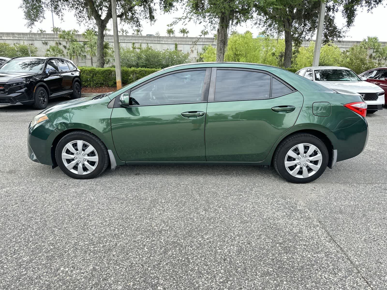 Thumbnail: 2016 Toyota Corolla - 3